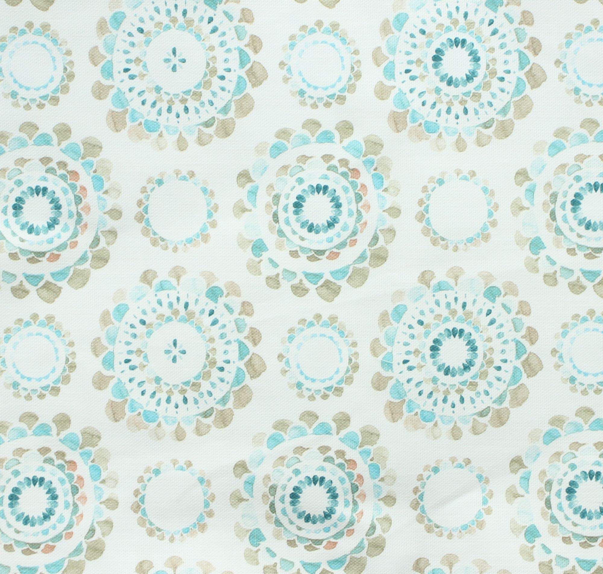 FRANK FLECHTWAREN Tafeldecke Light Living, cremefarbener Grundstoff, Alloverprint in zarten Farben, mit Fleckschutz, 50% Baumwolle, 50% Polyester, Maße: 140 x 240 cm