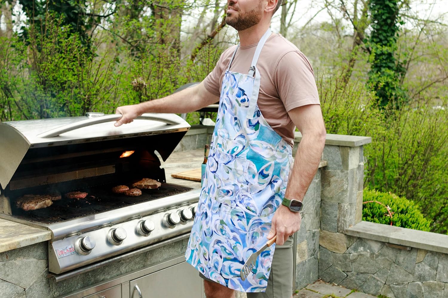 Kim Hovell Atlantic Reef 100% Cotton Oyster Apron, Kitchen Chef Apron, Outdoor BBQ Apron for Men, Kitchen Apparel