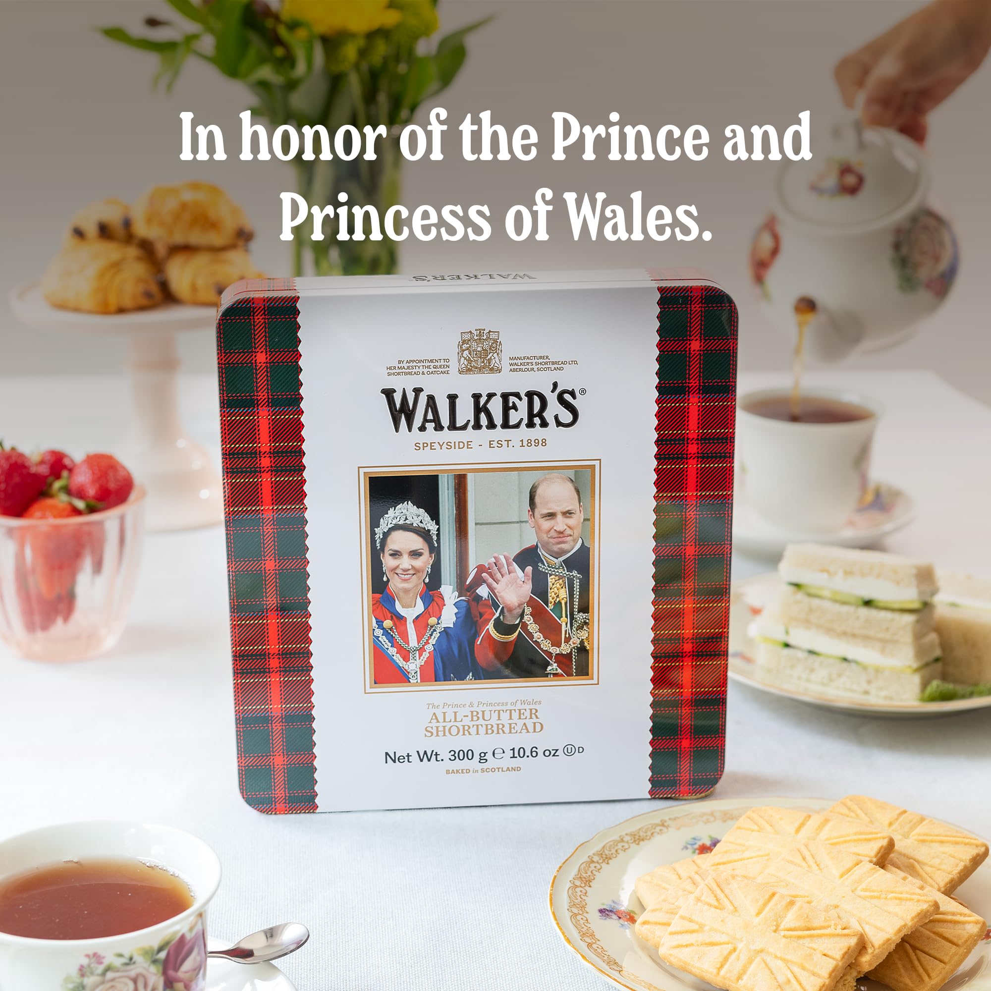 Snapklik.com : Walkers Shortbread TRH Duke And Duchess Of Cambridge ...