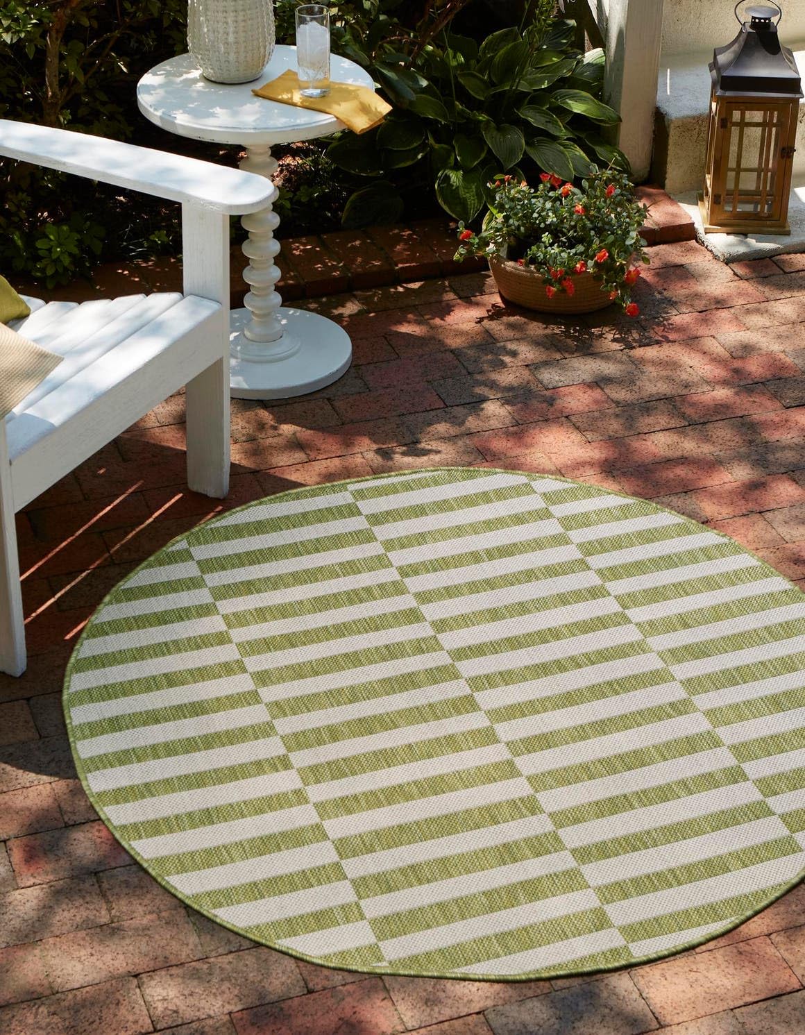 Unique Loom Outdoor Striped Collection Area Rug - Striped (5' 1" Round Green/Ivory)