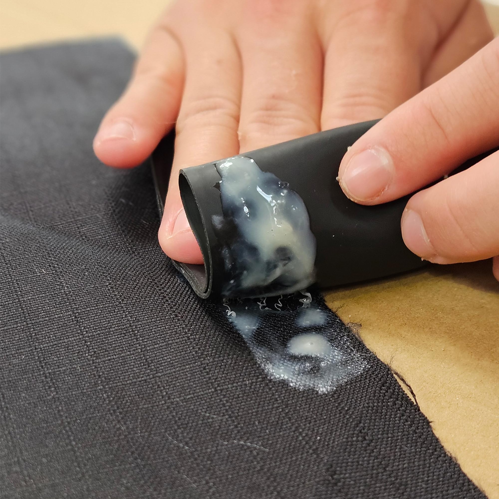 Stormsure Kit de Cono de Sello de muñeca de látex, Color Negro, Mantenimiento Esencial del Traje seco para un Rendimiento óptimo, reparación o reemplazo con Adhesivo de Contacto Seguro Marino
