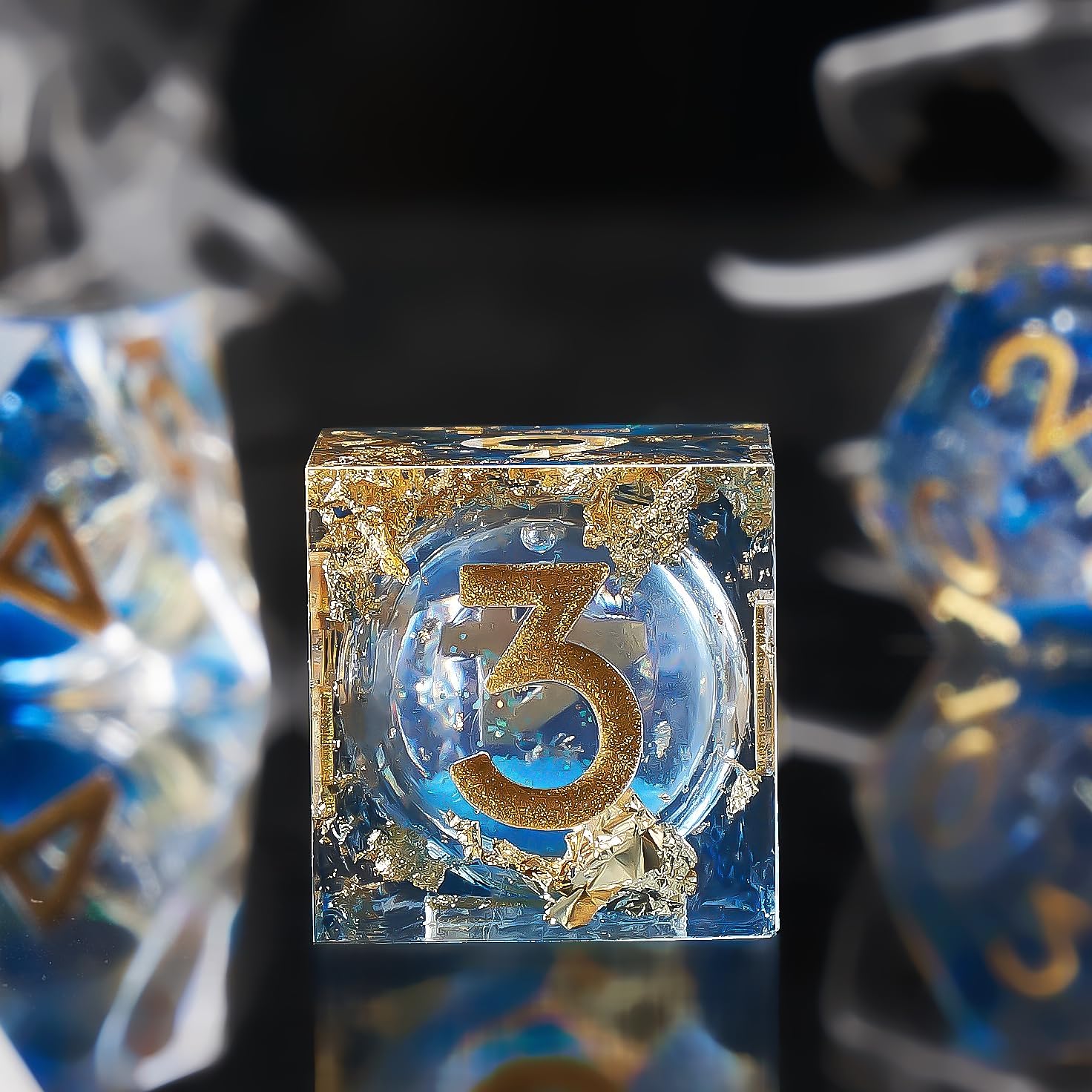 Liquid Core DND Dice Set, 7pcs Sharp Edge Dice for Role Playing Dungeons and Dragons Ttrpg with Gift Box, Handmade Resin D&D Dice RPG Role Playing Games Dice Set(Blue Gold)