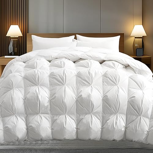 puredown Edredón de plumas tamaño King, relleno de edredón blanco plisado con lazos en las esquinas, edredón transpirable y ultrasuave colección de