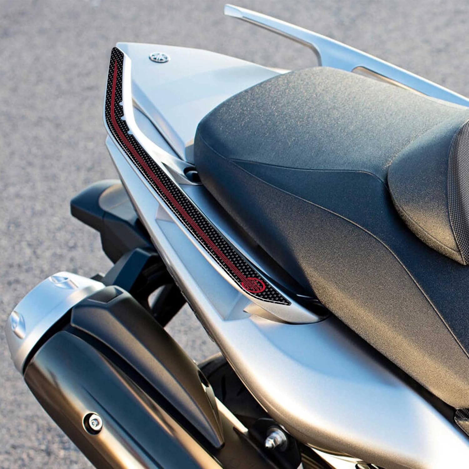 labelbike - 3D Stickers Motorcycle Passenger Handles Protection and Decoration in Resin Compatible with Yamaha TMAX 530 2008-2016 - Carbon Red Color