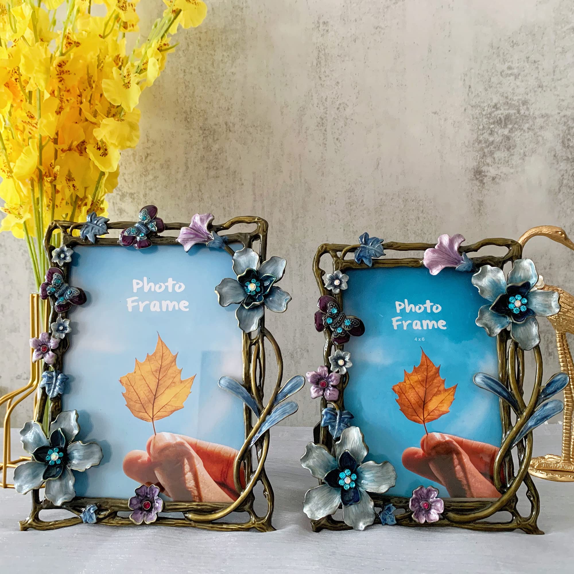 Amazon.com - Tricune Picture Frame 5x7, Vintage Photo Frame Made