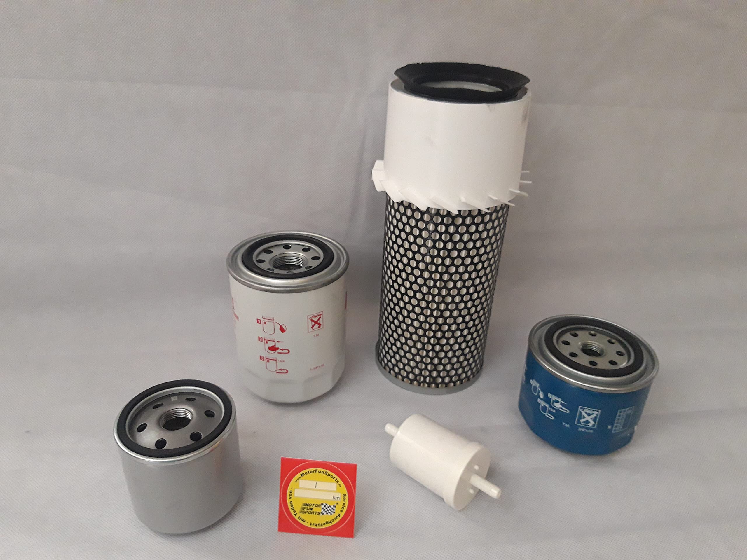 Set filtro (grande) compatibile con Kubota KH 16 con motore D1402BH2 filtro olio, filtro aria, filtro carburante, filtro idraulico