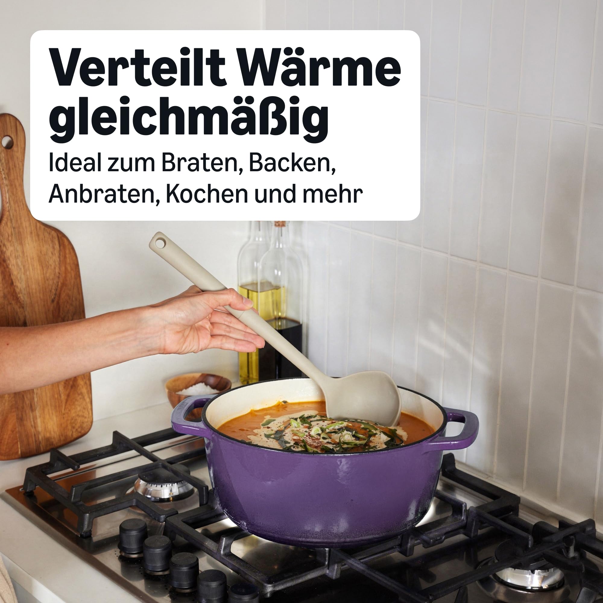 Amazon Basics Schmortopf Rund aus Emailliertem Gusseisen mit Deckel, 5,7 L, Violett