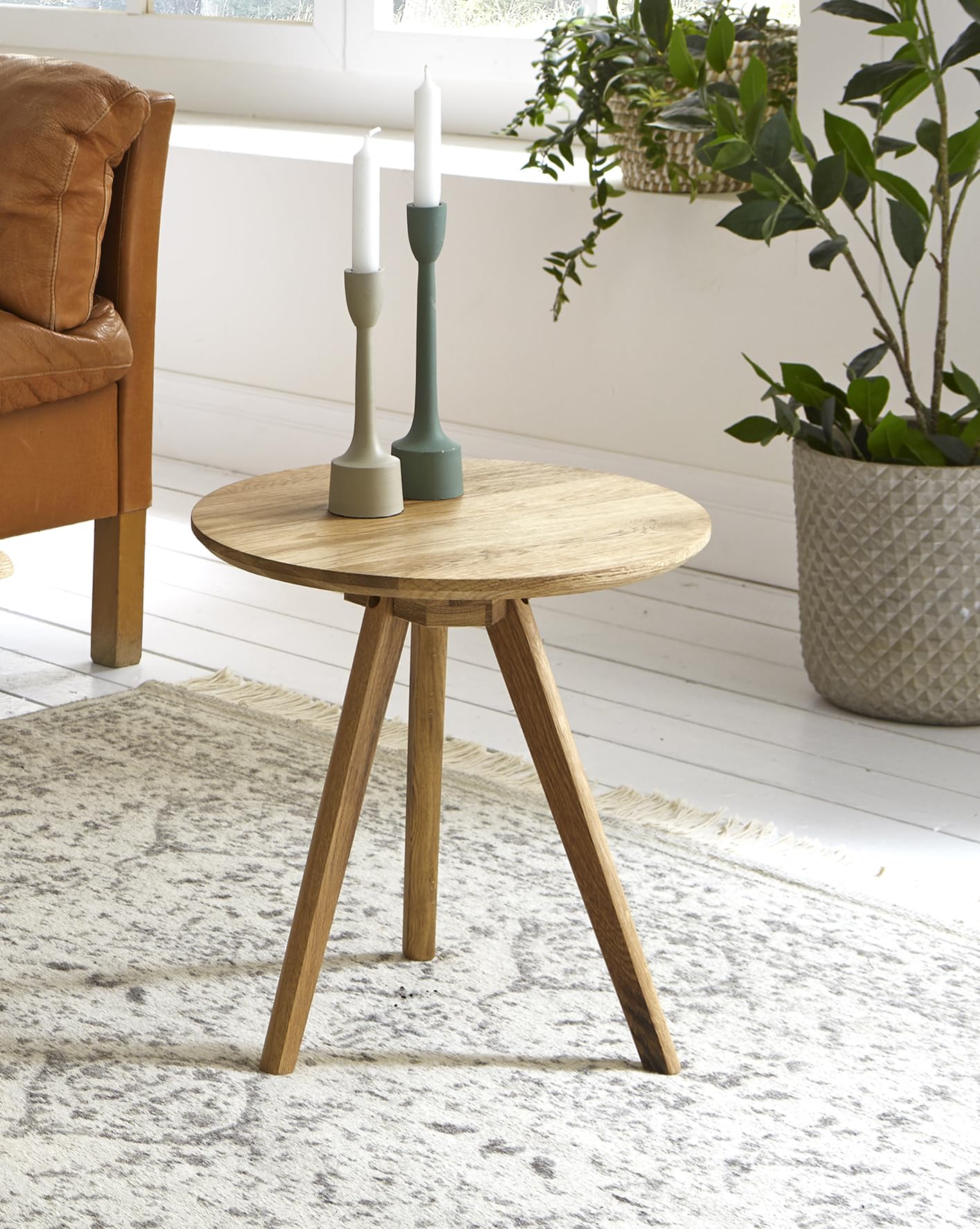 HAKU Mesa Auxiliar Roble, Madera Maciza - Dim.: AL 40 cm x diámetro 40 cm, Estilo: Tradicional