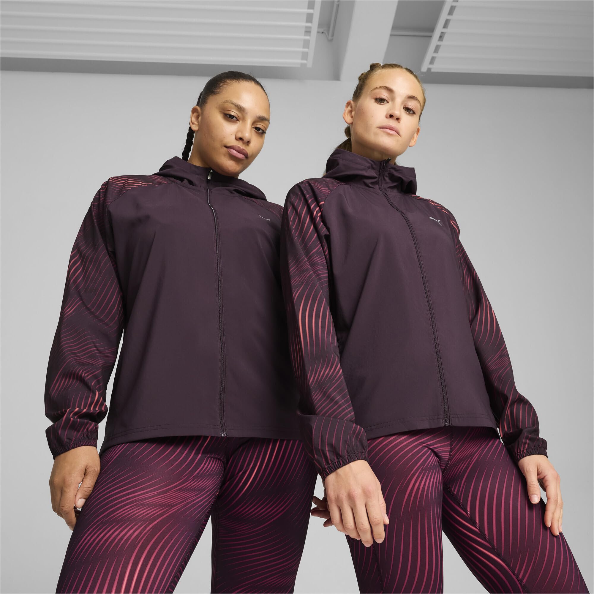 PUMA Run Favorite Aop Woven Jacket W Vestes tissées Femme (lot de 1)