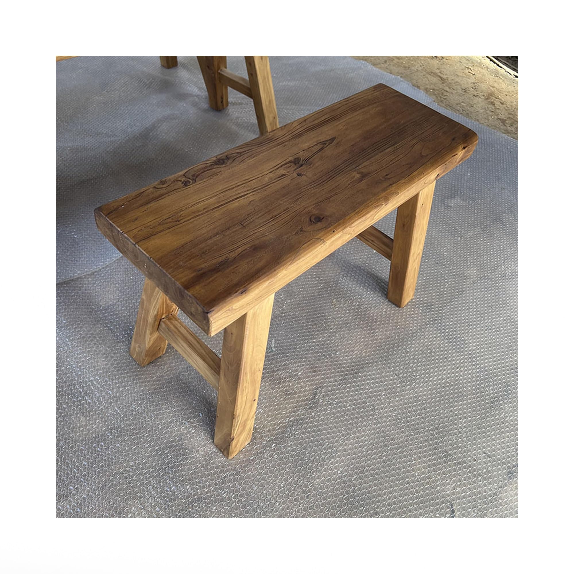 Banc de chaussures pour entrée chaleureuse et dressing de chambre