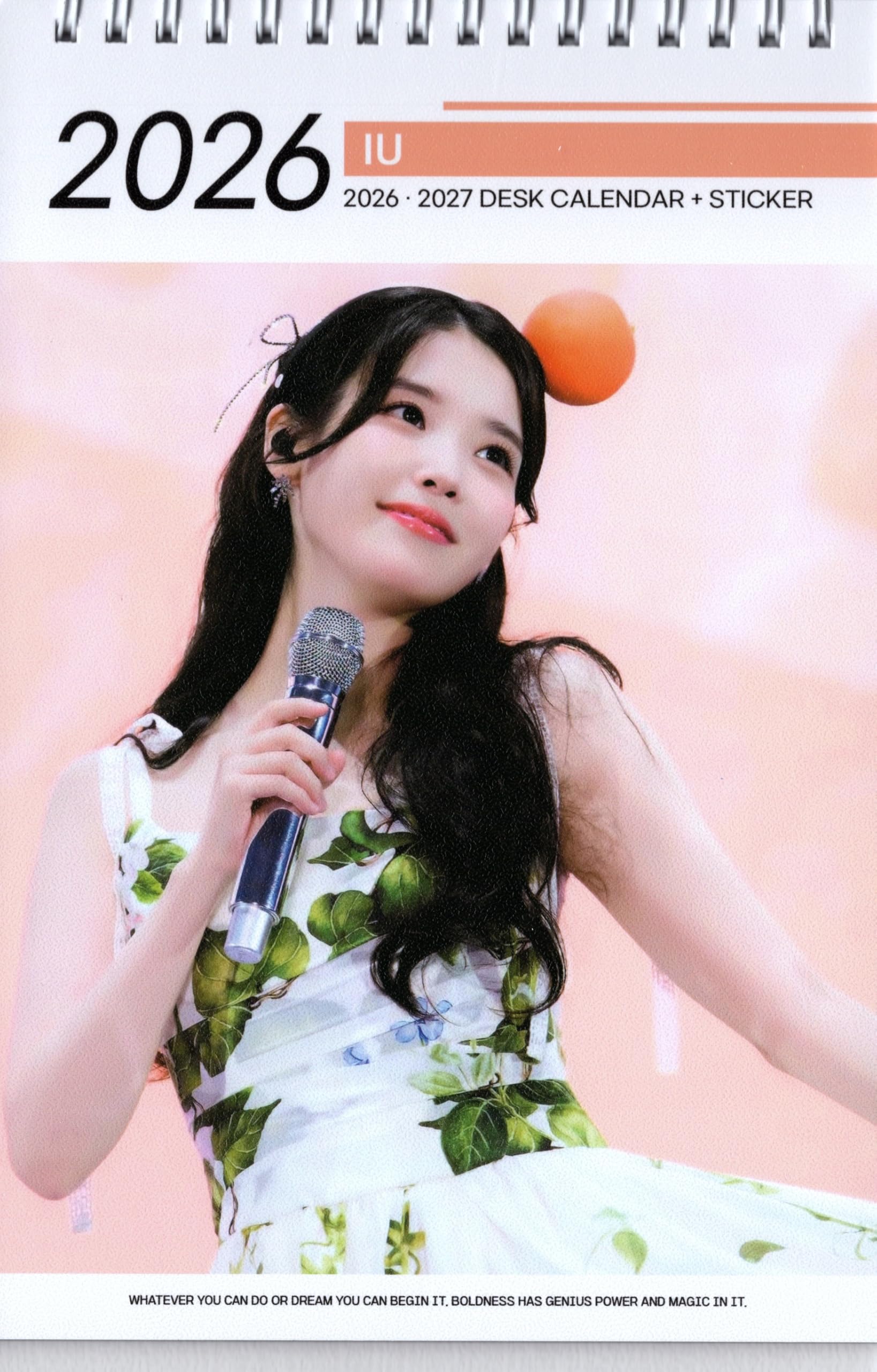 Amazon.co.jp: IU アイユー グッズ 卓上 カレンダー (写真集