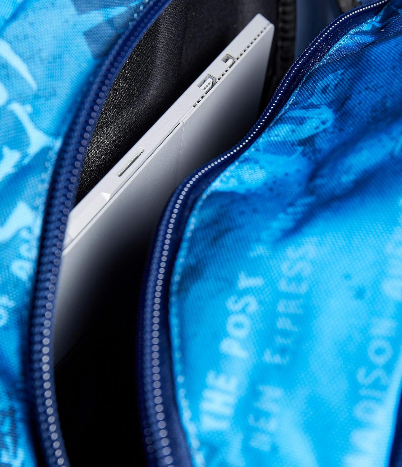 Zaino Scuola Seven Advanced - Upbeat Ragazzo - Arancione, Azzurro - Doppio scomparto - Tascche Laterali, Tasca Frontale Attrezzata