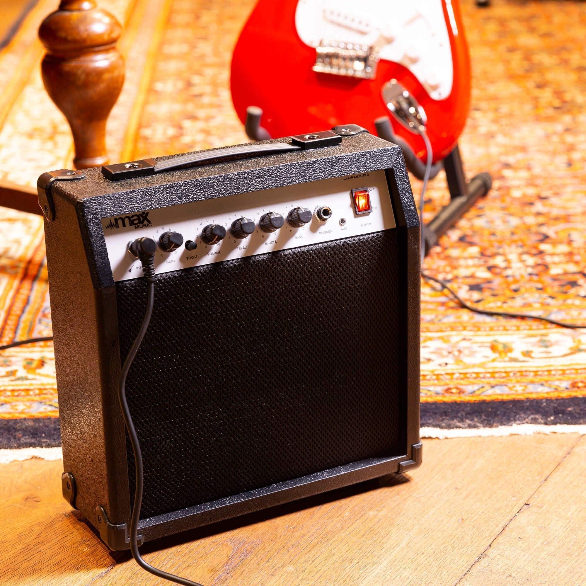 MAX GigKit E-Gitarrenset inklusive u. a. Gitarrenständer – Rot