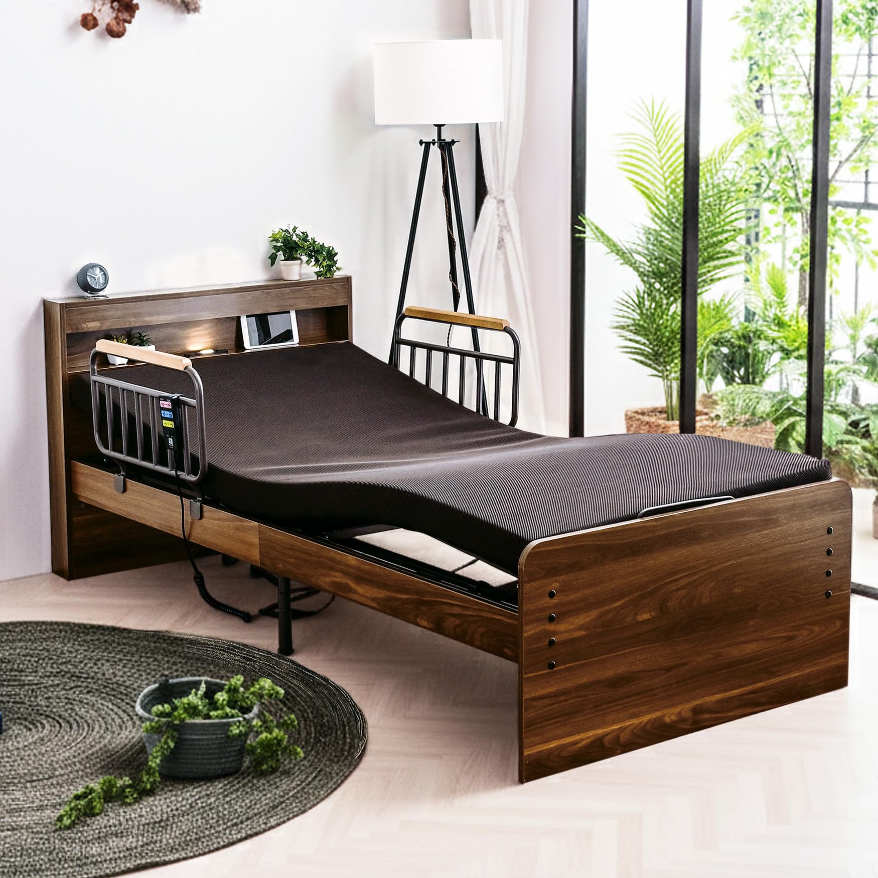 Amazon.co.jp: 電動ベッド シングル 介護 2モーター【 宮棚 ライト付き