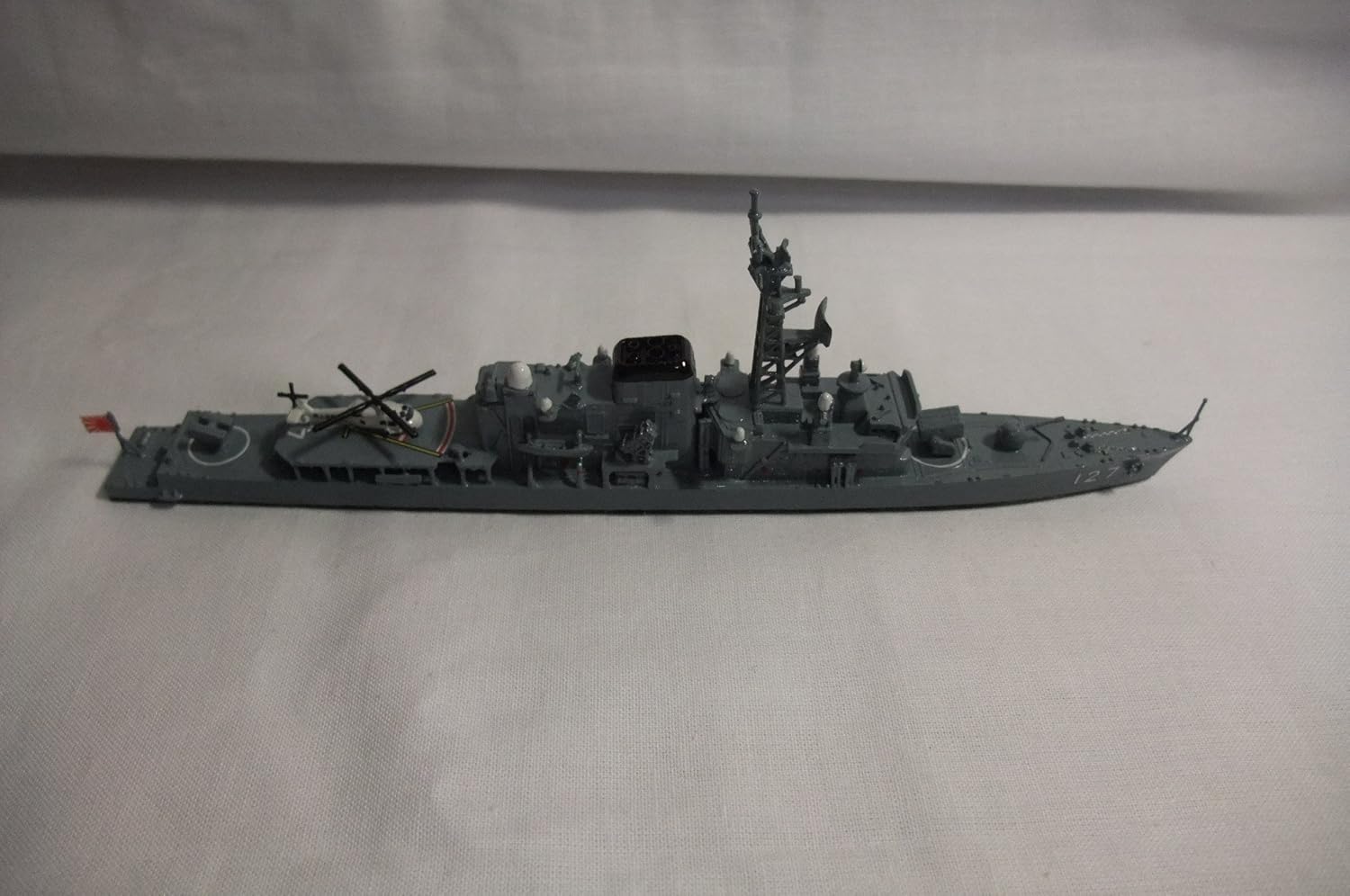 完成品 海上自衛隊 DD127 汎用護衛艦 いそゆき 護衛艦