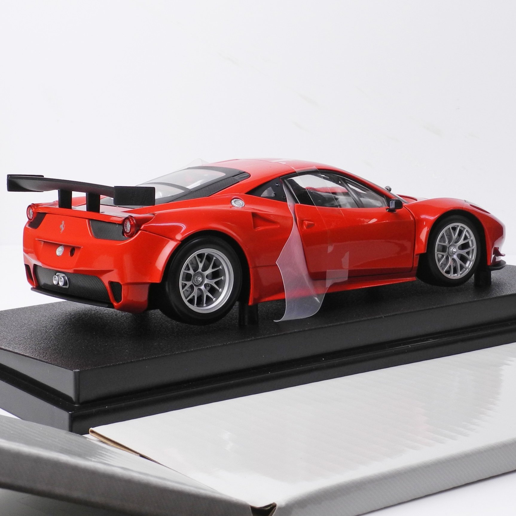 Hotwheels Heritage 1 18 Scale Ferrari 458 Italia Gt2 Rosso