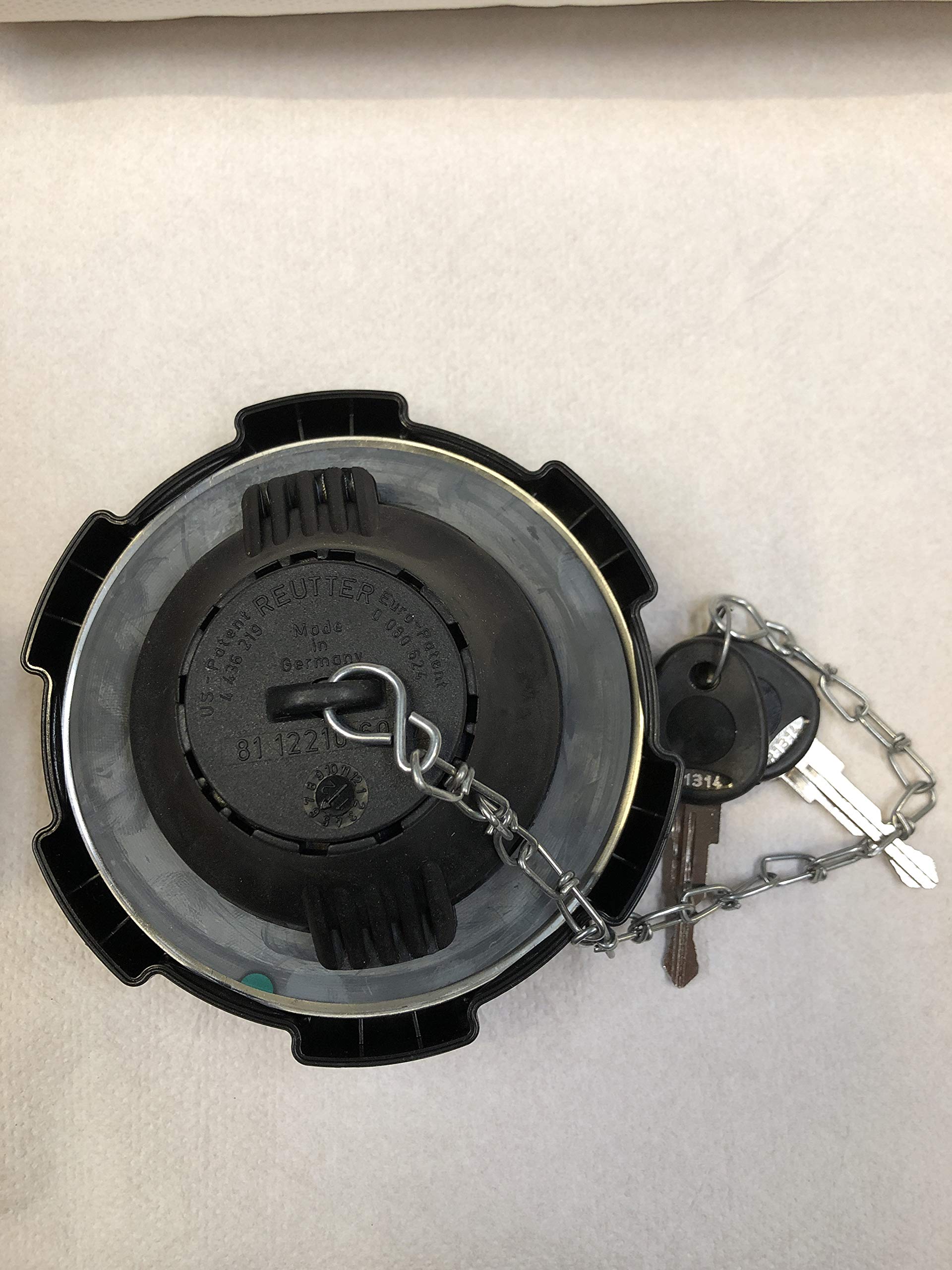 BOUCHON DE RESERVOIR MAN 81.12210-6027