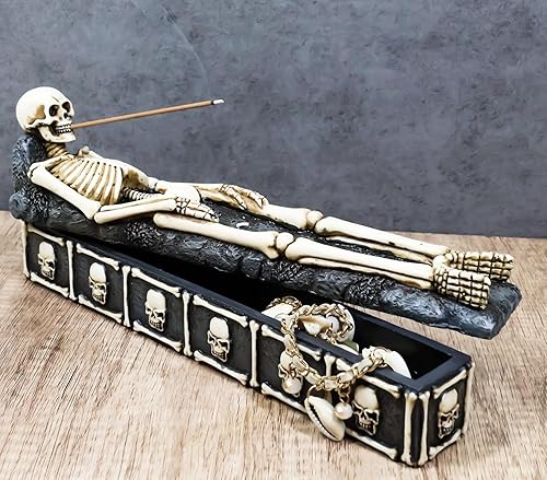 Miniatura 7 de Ebros Gift Ossuary - Esqueleto escalofriante de hueso macabro, descansa en paz, lápida, cementerio, incienso, soporte para quemador y caja de