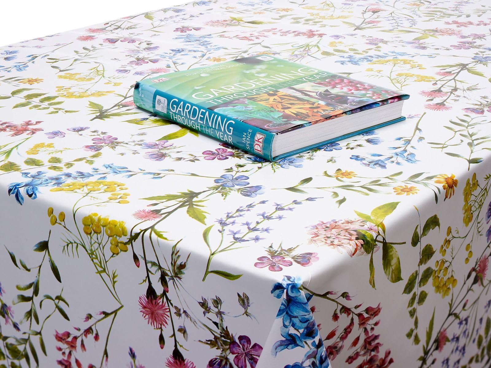 Jolee Tablecloths Jolee Fabrics Wipe Clean Multi Floral Wild Flowers Floral Pvc Tablecloth Wipeable Table Cover - Rectangle Vinyl Cloth - Easy Wipeable Vinyl Plastic Table Cloth (140Cm X 150Cm)