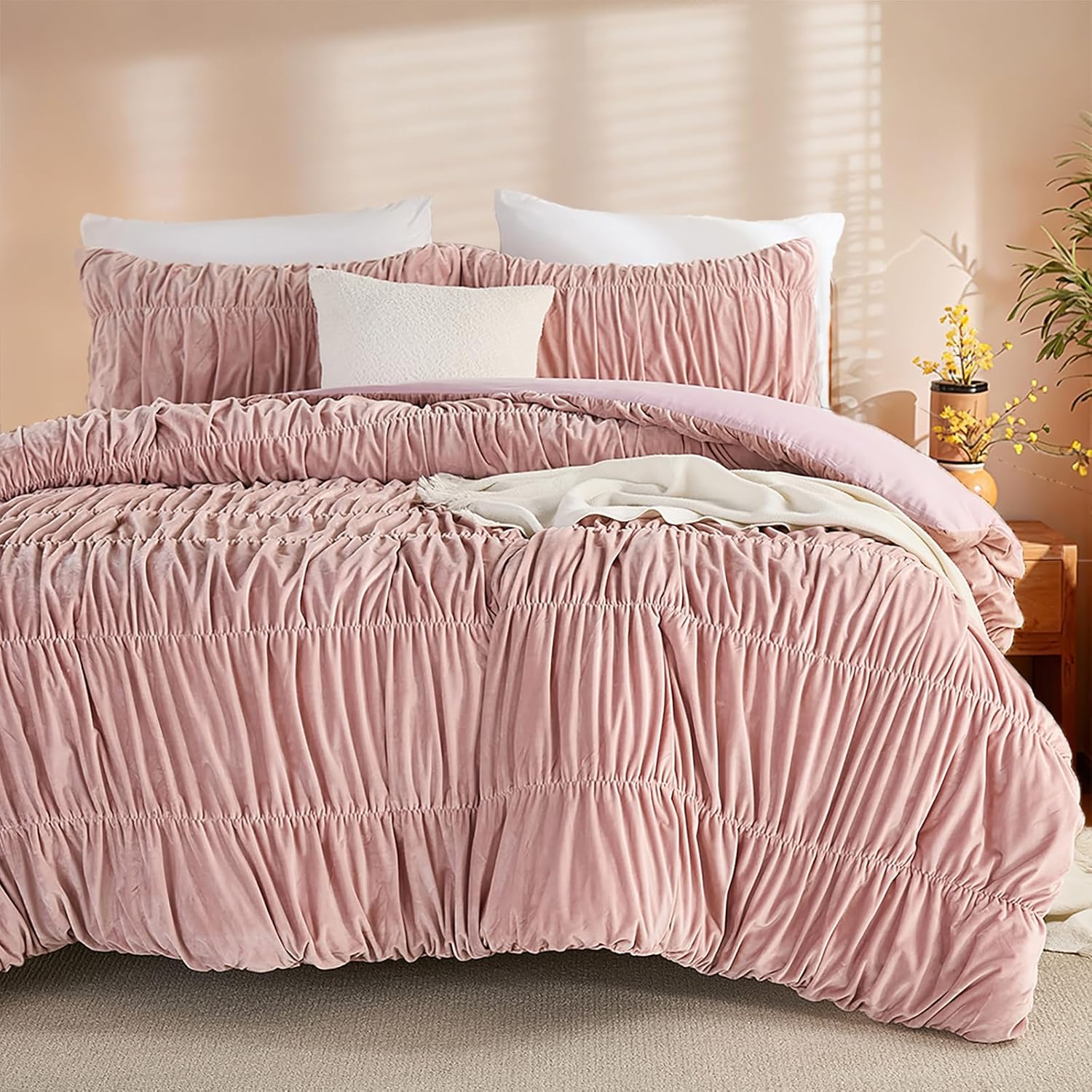 Bedbay Pink Velvet Comforter Set King Size,Boho Shabby Chic Ruched Bedding Comforter,Aesthetic Vintage Bedding Fluffy Ruffle Comforter Set,Ultra Soft Velvet Chenille Quilt Set,Pink King 3 Piece