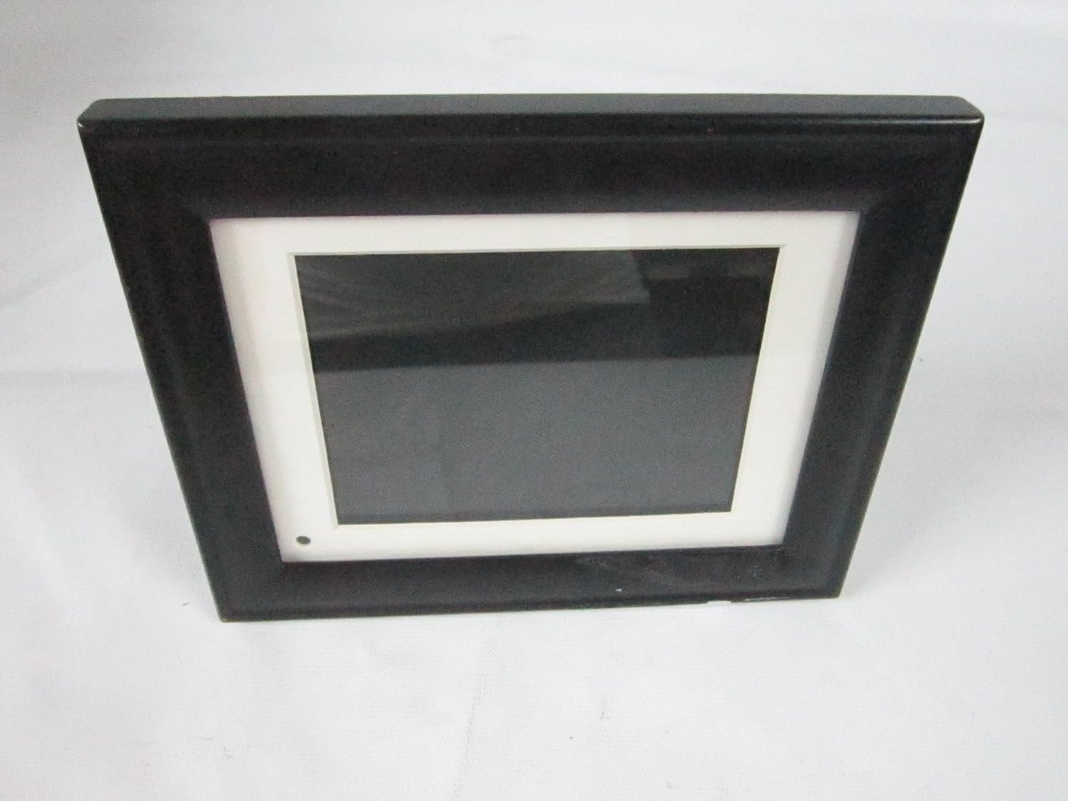 Pandigital PAN56-1 5.6-Inch Digital Picture Frame (Black)