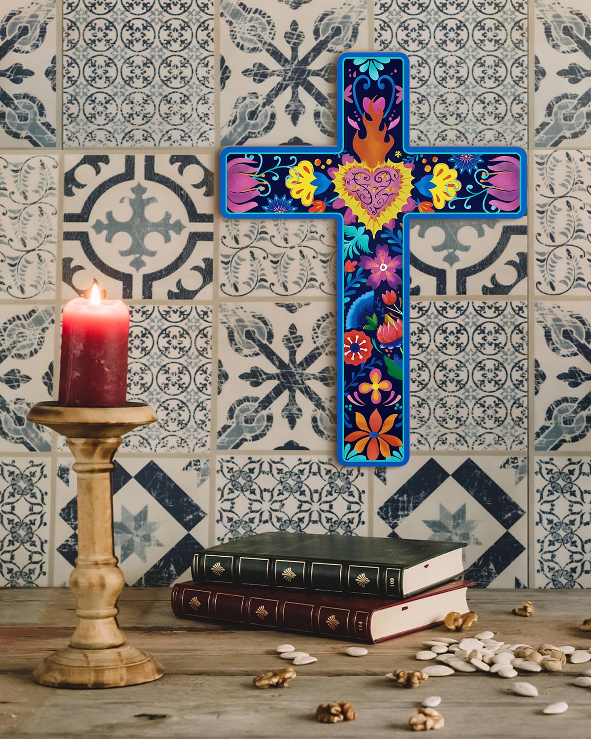 Putuo Decor Wandkreuz mit Blumenmuster, bemalt, dekoratives Holzkreuz Putuo Decor Wandkreuz mit Blumenmuster, bemalt, dekoratives Holzkreuz