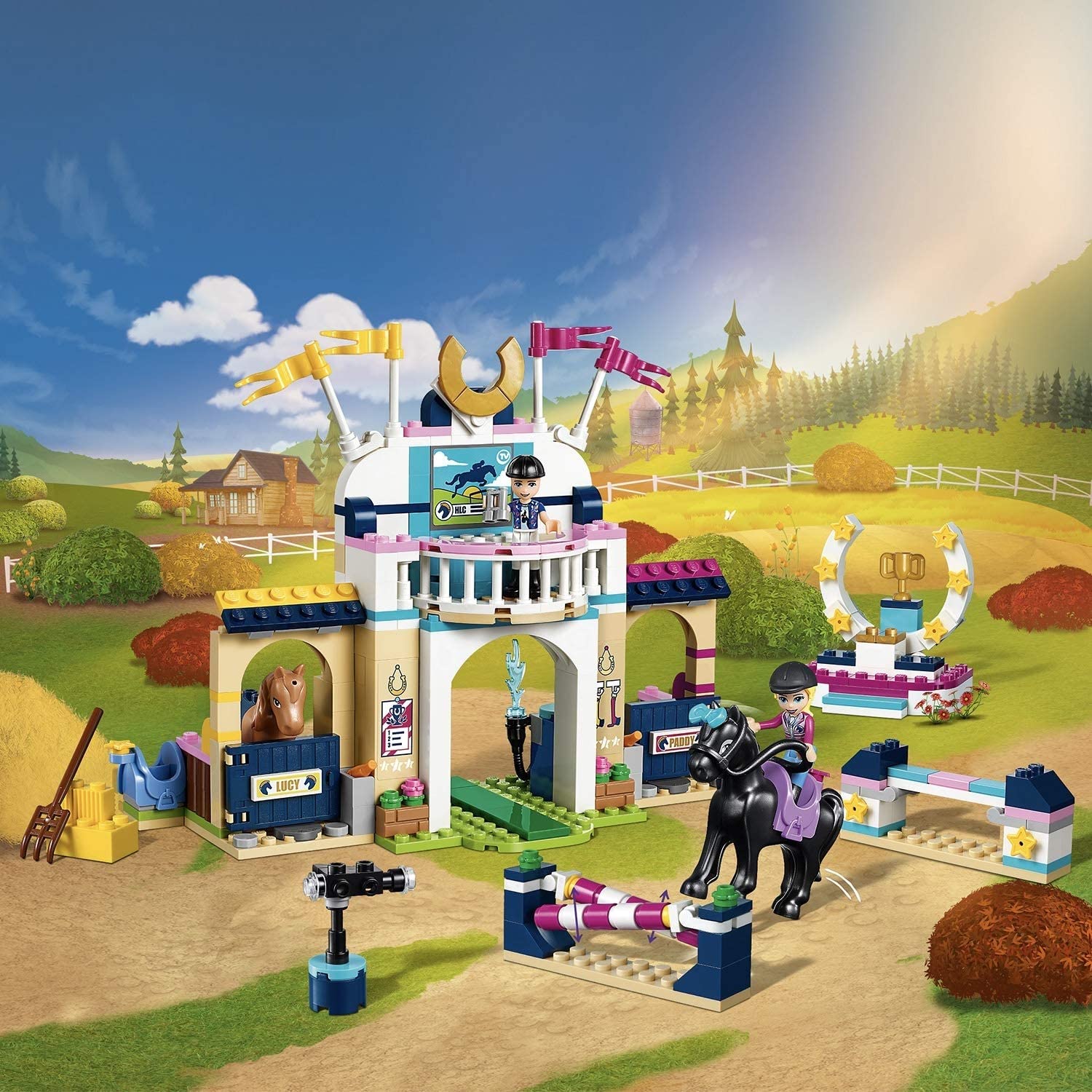 LEGO Friends La gara di Equitazione di Stephanie, Mini-doll e Accessori, Set Maneggio Giocattolo per Bambini, 41367