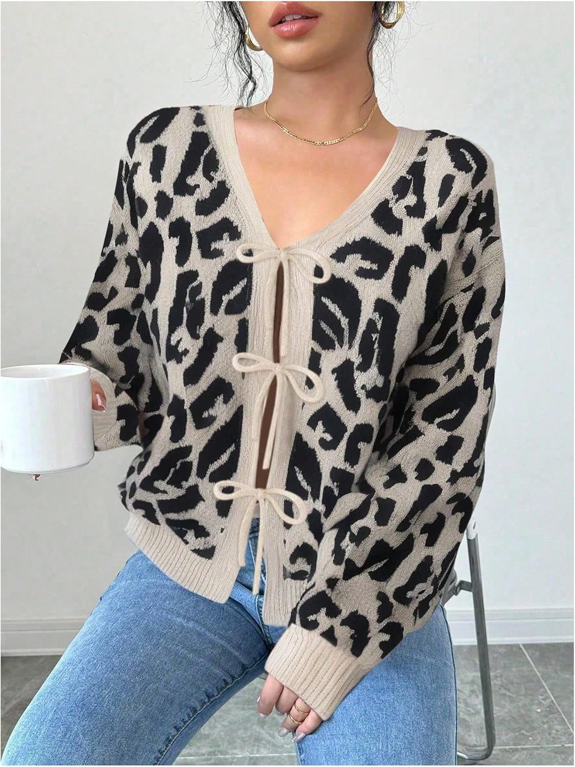 WDIRARA Women's Leopard Cardigan Sweaters Tie Front V Neck Long Sleeve Knit Cropped Outerwear - Image 3
