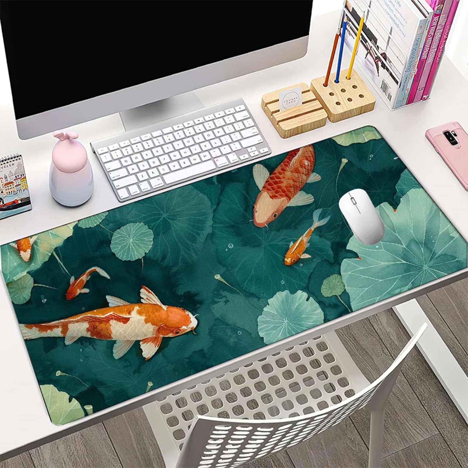 Pez Alfombrilla Ratón XXL 150x80 cm Mouse Pad Grande Gaming Hoja De Loto Alfombrilla Escritorio Antideslizante, Protector de Mesa para Ordenador y Teclado, Alfombrilla Gamer con Bordes Cosidos W6-417
