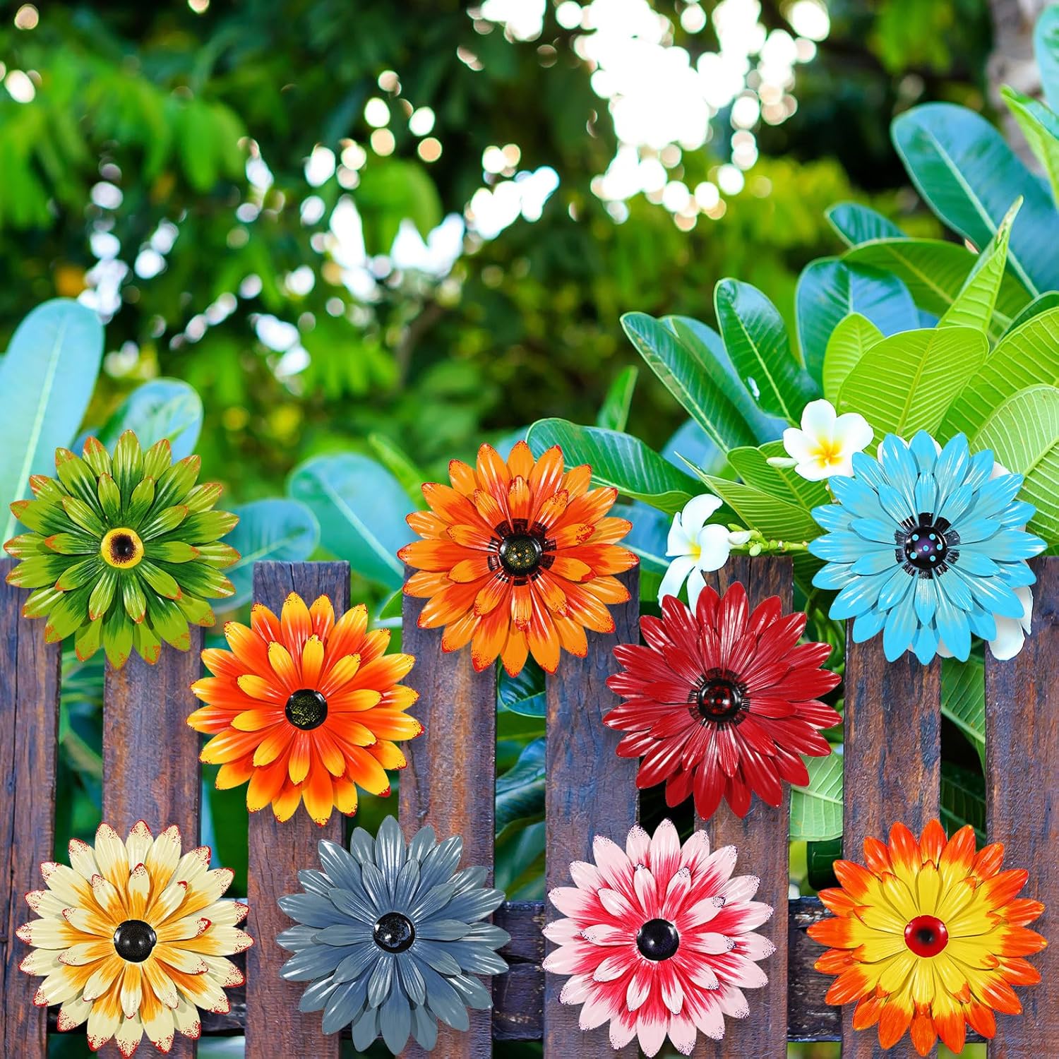 Therwen 9 Pcs Metal Flowers Outdoor Decor 3D Daisy Wall Art 8 Inch Multiple Layer Boho Hanging Large Rustic Wall Flower Decorations for Garden Fence Patio Living Room Home Farmhouse