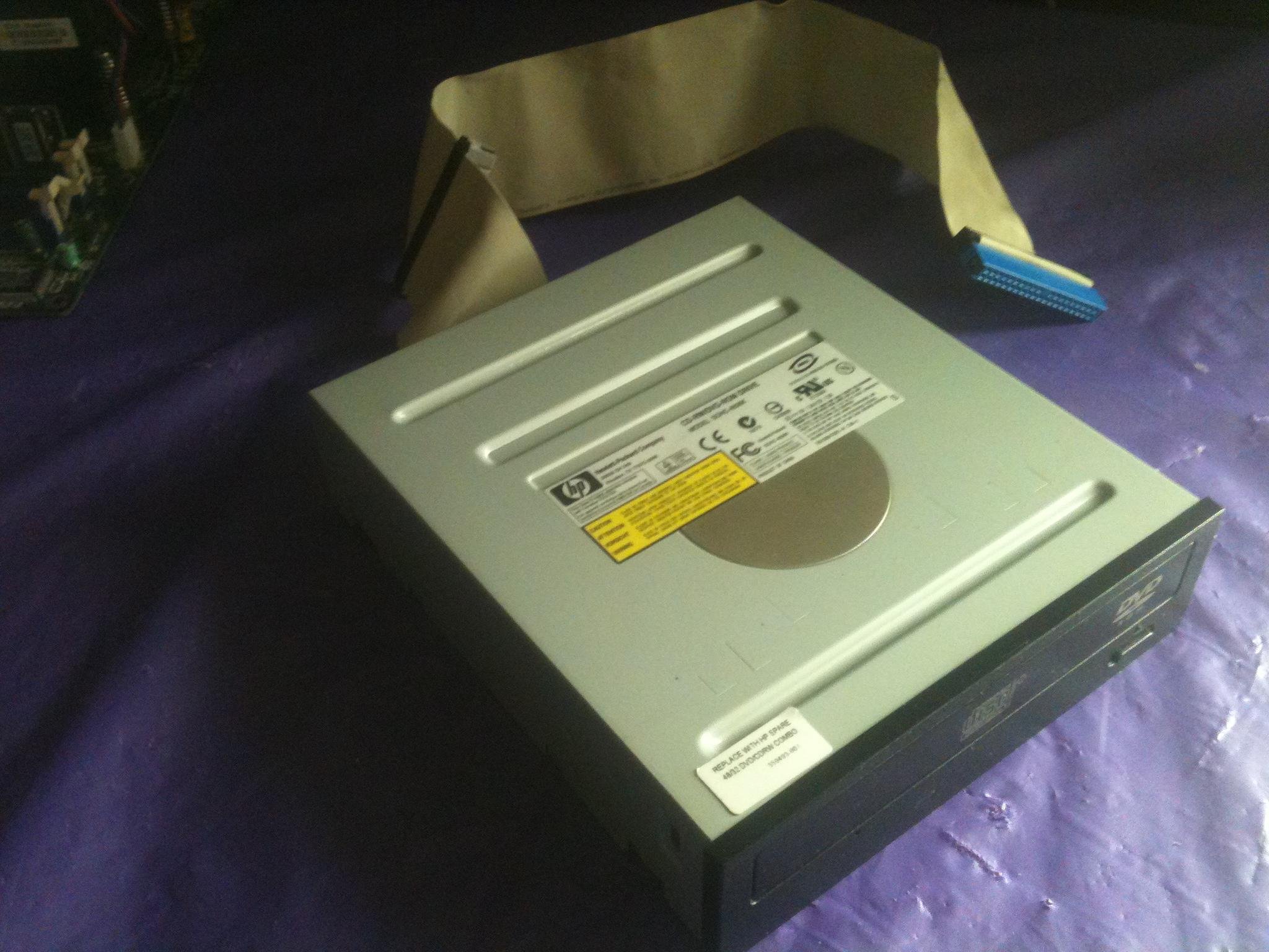 Hewlett Packard/CPQ cdrw/dvd 48x32/48x ide black drom drive - 359493-001