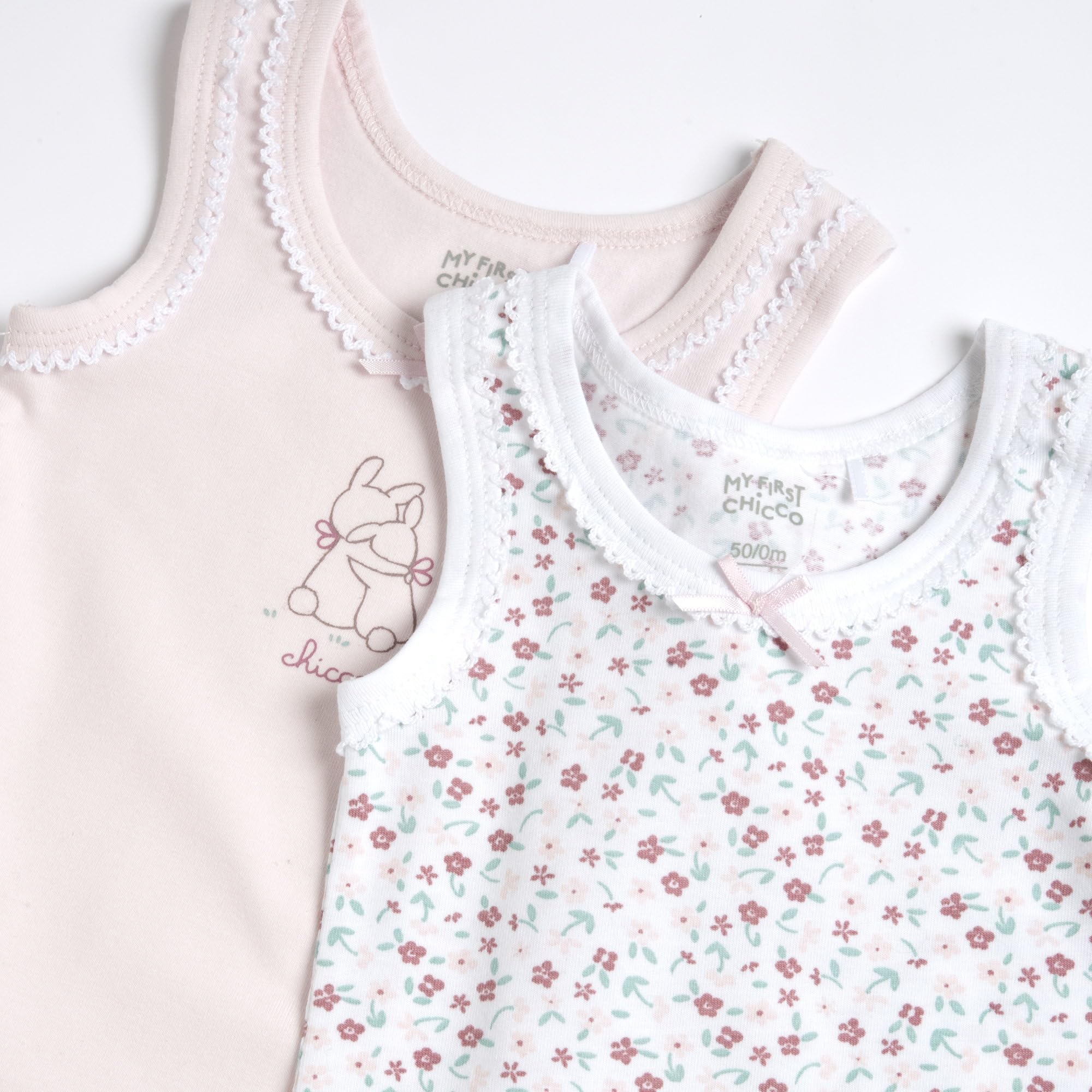 Chicco, Body Neonato e Neonata, Set di Body Senza Maniche, in Morbido Cotone, con Comoda Apertura, Abbigliamento Bambino, Idee Regalo Nascita, Designed in Italy
