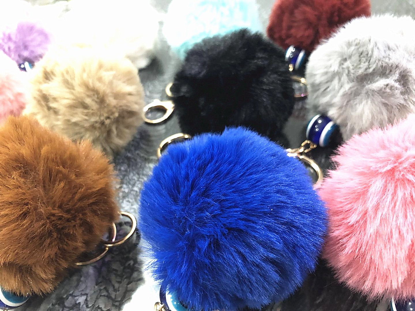 AUEAR Lot De 9 Porte-clés Pompons Fausse Fourrure - Animaux Mignons Multicolores 8cm - Pour Femme, Décoration De Sac
