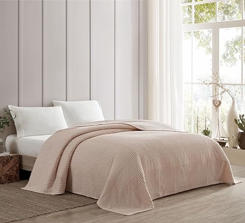 Beatrice Home Fashions Colcha de chenilla Canal, King, color rubor