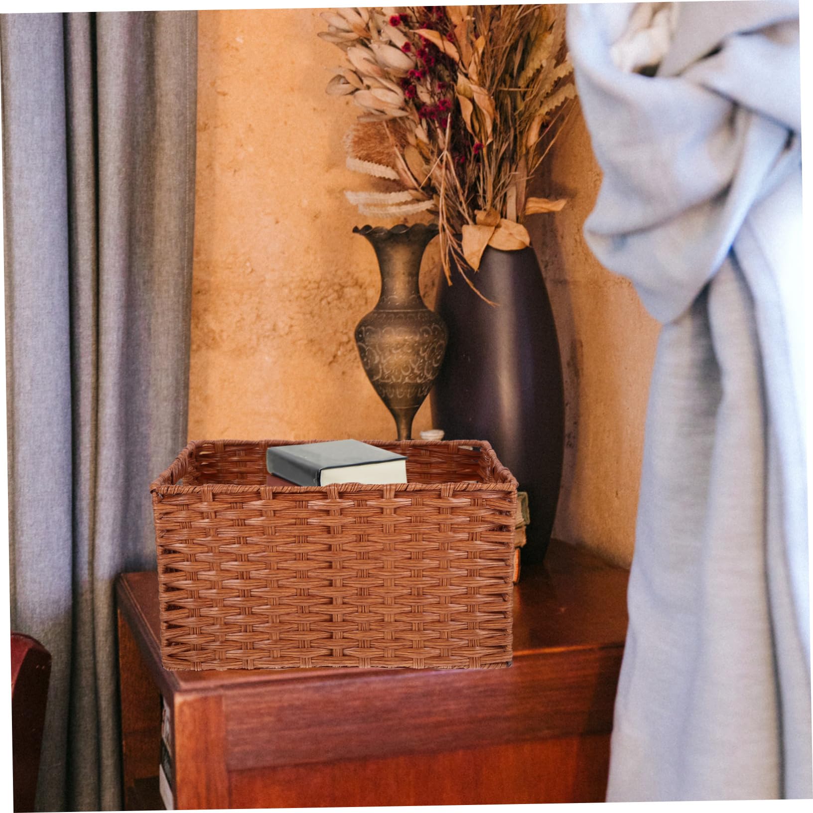 IMIKEYA Cesto Portaoggetti da Tavolo Intrecciato Effetto Rattan Grande Capacità in Ferro e Pp, Design Retrò per Scuole e Case, Soluzione Pratica di Stoccaggio