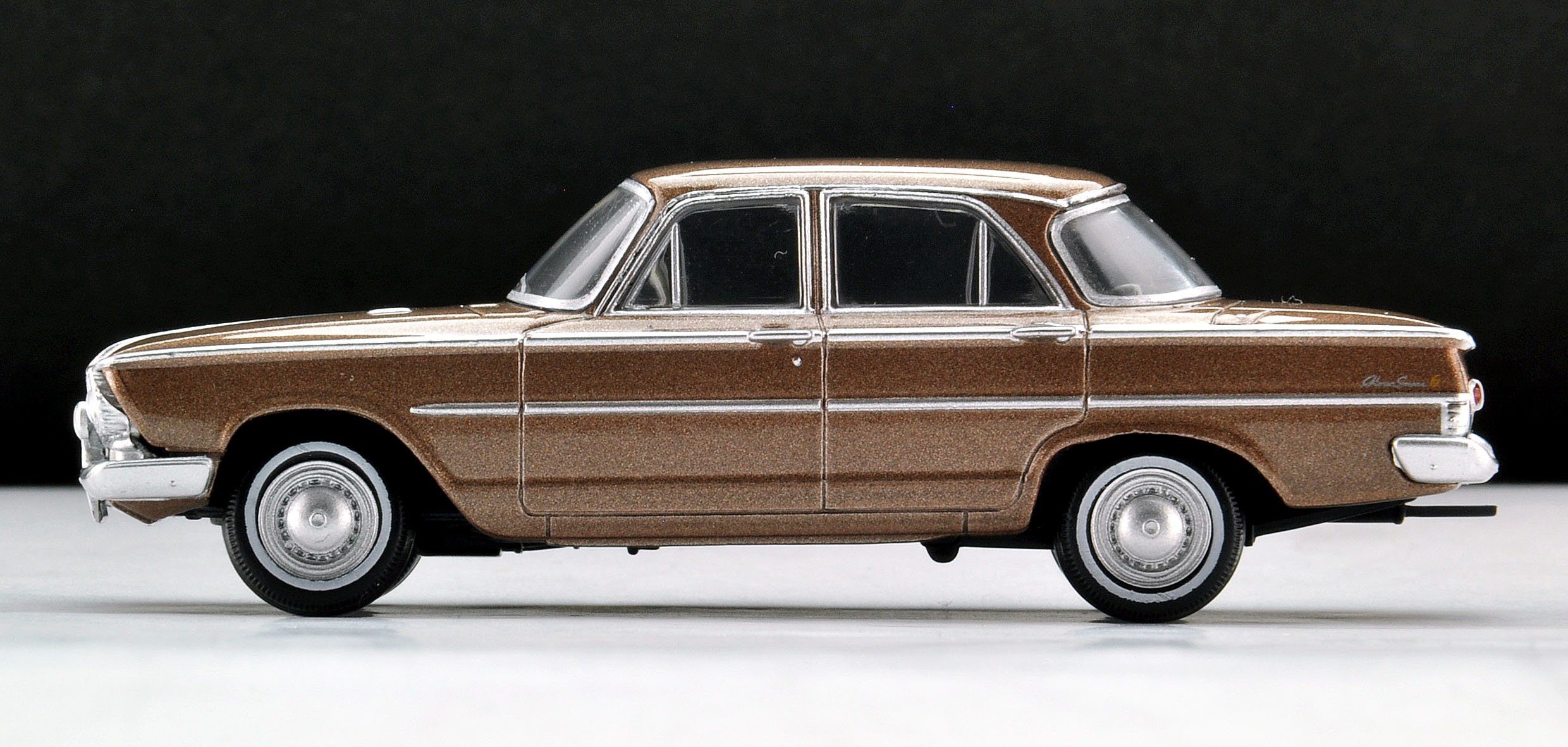 Amazon | トミカリミテッドヴィンテージ 1/64 TLV-174b プリンス