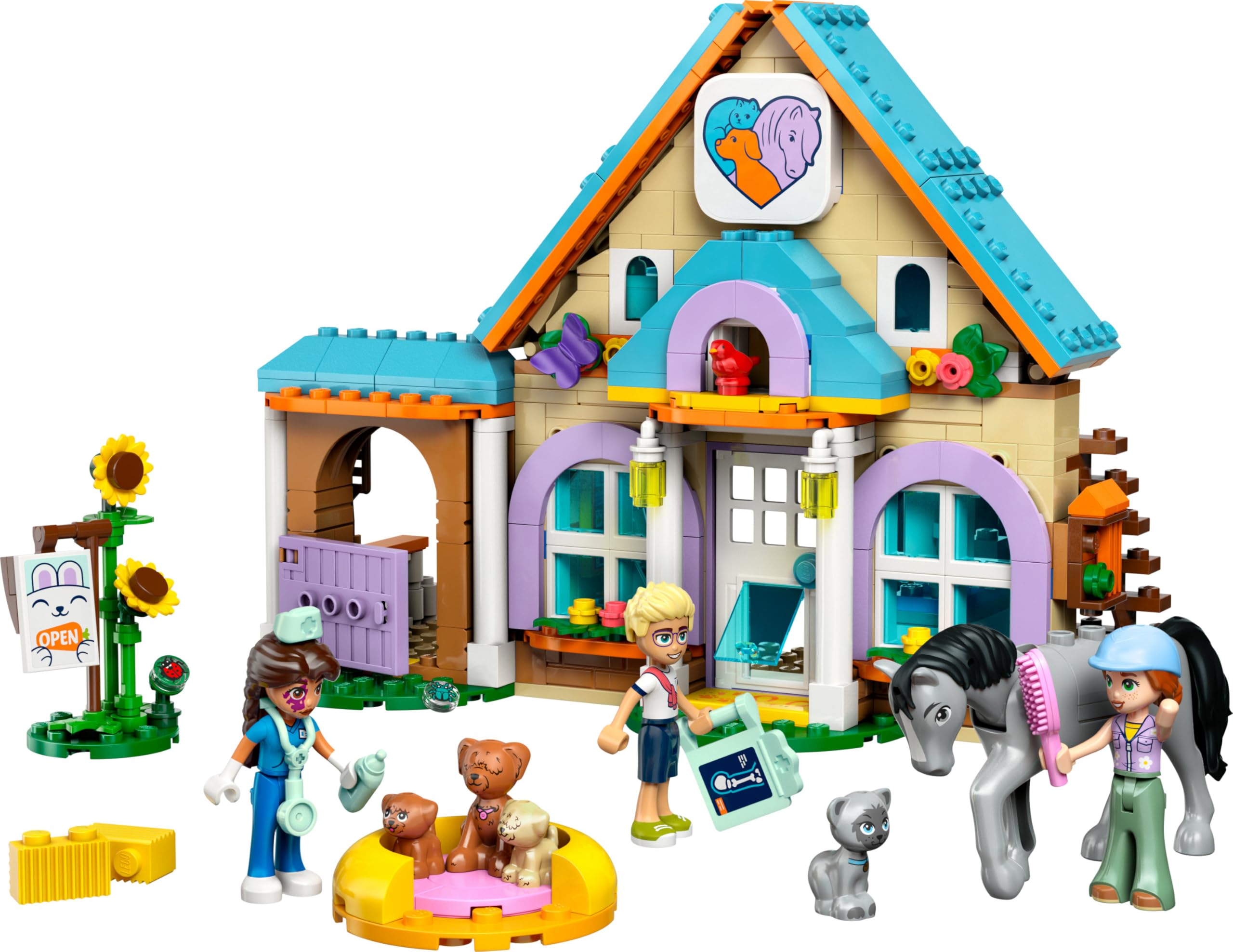 LEGO Friends Cavallo e Clinica Veterinaria Giocattolo per Animali Domestici - con Cavallo, Gatto, 3 Cani, 3 Mini Bamboline, Stalla e Accessori - Regalo di Compleanno per Bambine da 6 Anni - 42651