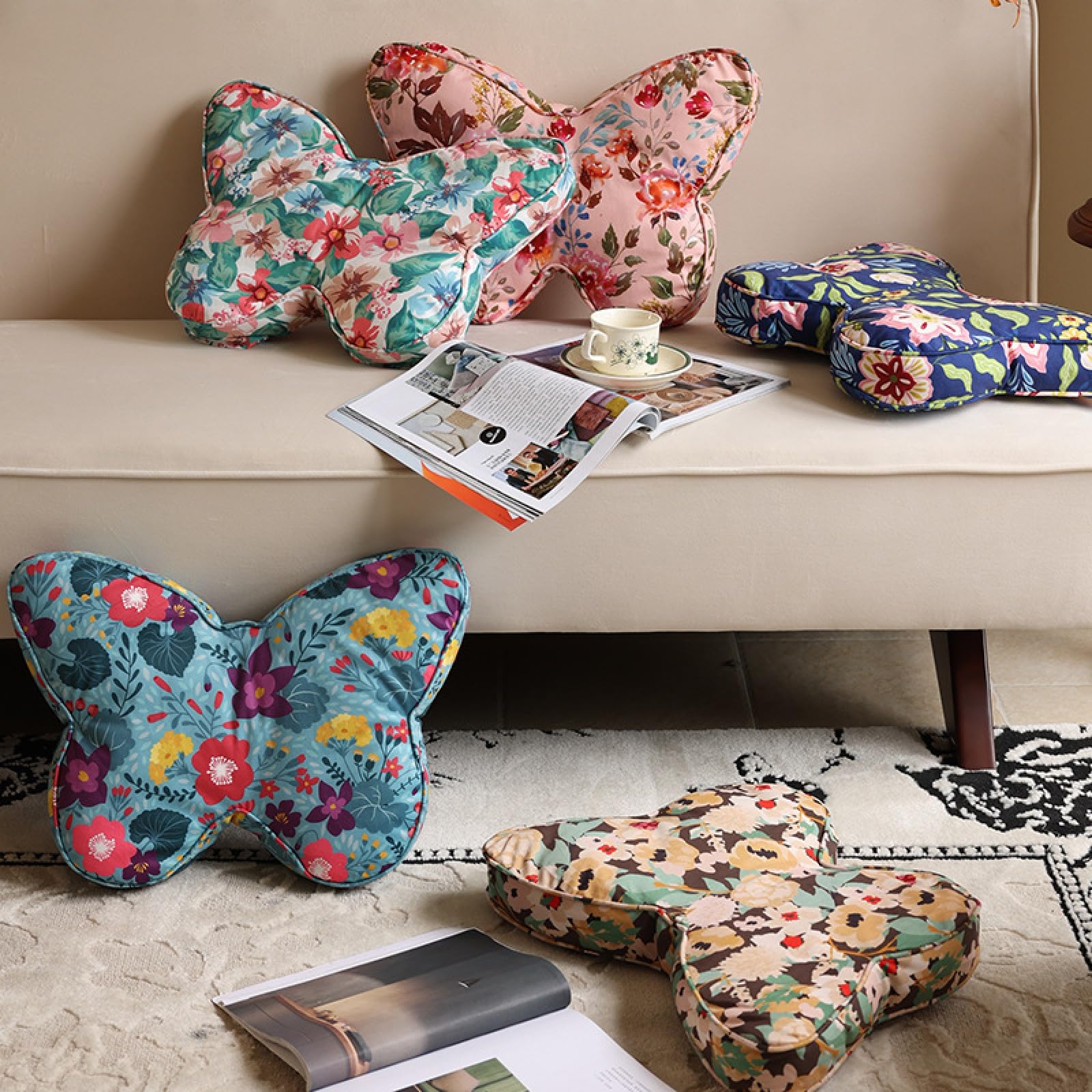 AQCQDQ Kissen Schmetterling Kuschelkissen Erwachsene Kinder Flauschig Aesthetic Kissen Deko Schlafzimmer, zum Spielen und Kuscheln Geschenk für Kinder