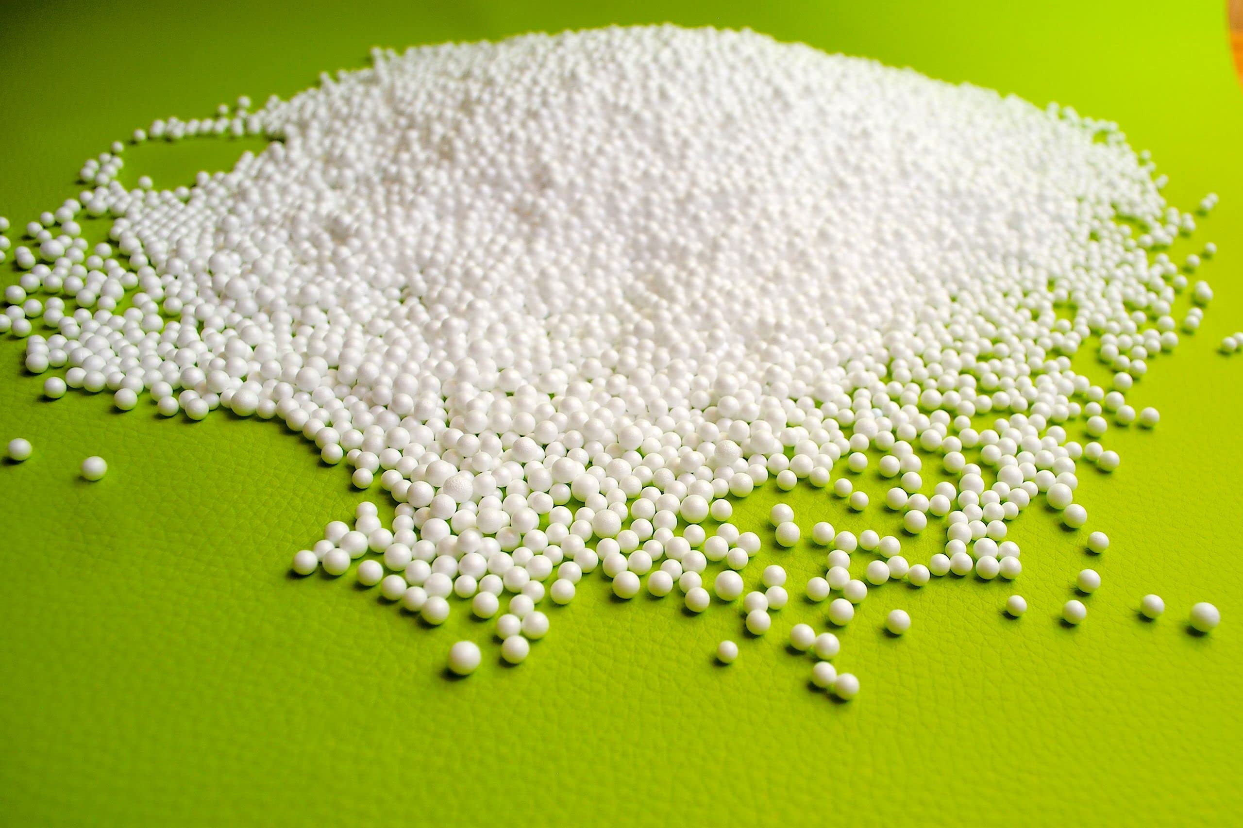 GRANULAT EPS, riempimento per poltrone e beanbag Come Sako Sack, Cuscino per Sedile, Puff Ball, Palline di polistirolo per beanbag, riempimento per Confezioni da 100L.