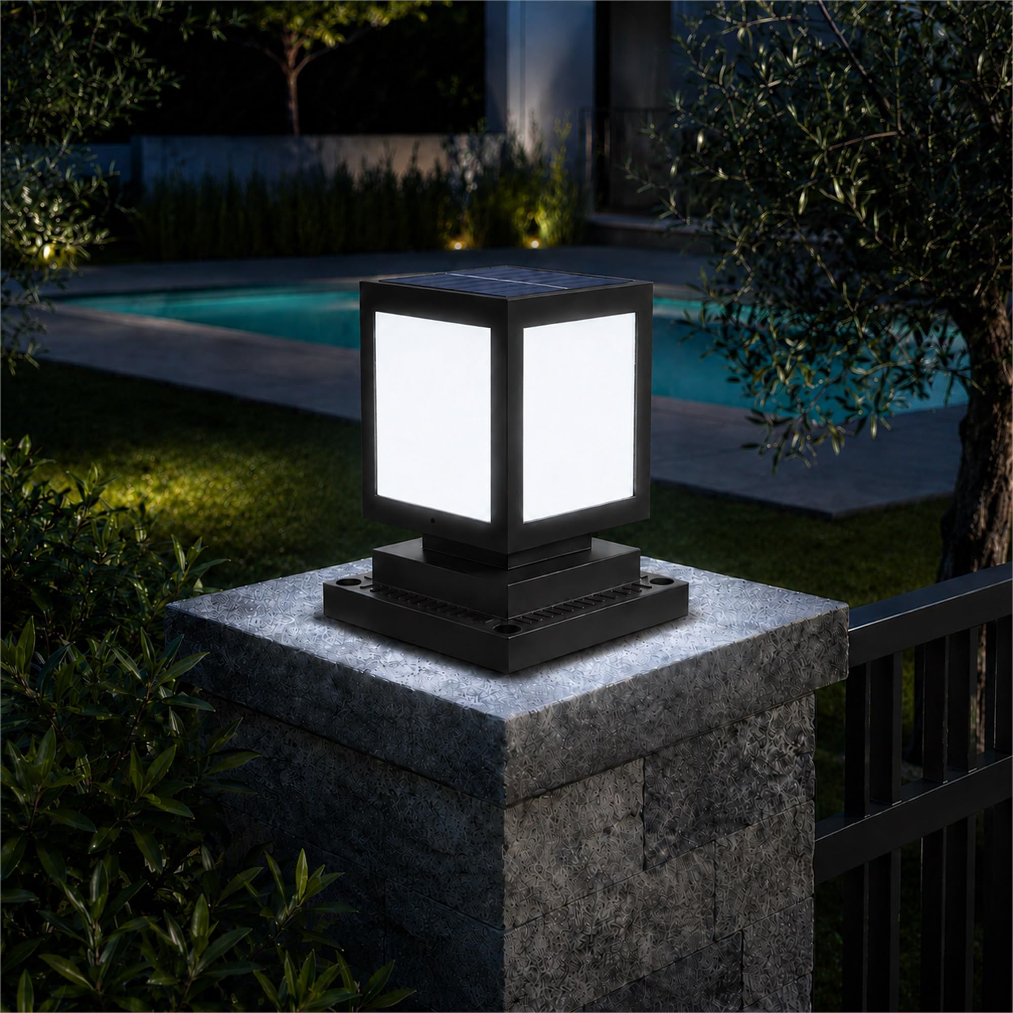Lampione Solare da Giardino IP45, Luce da Pilastro LED, Nero | Luce solare da pilastro per giardino, cancello e vialetto; 2200mAh, 12 LED, IP45, 6000K Luce Bianca