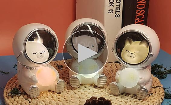 Amazon.co.jp : KKYOYRE ペット宇宙飛行士LEDナイトライト 宇宙