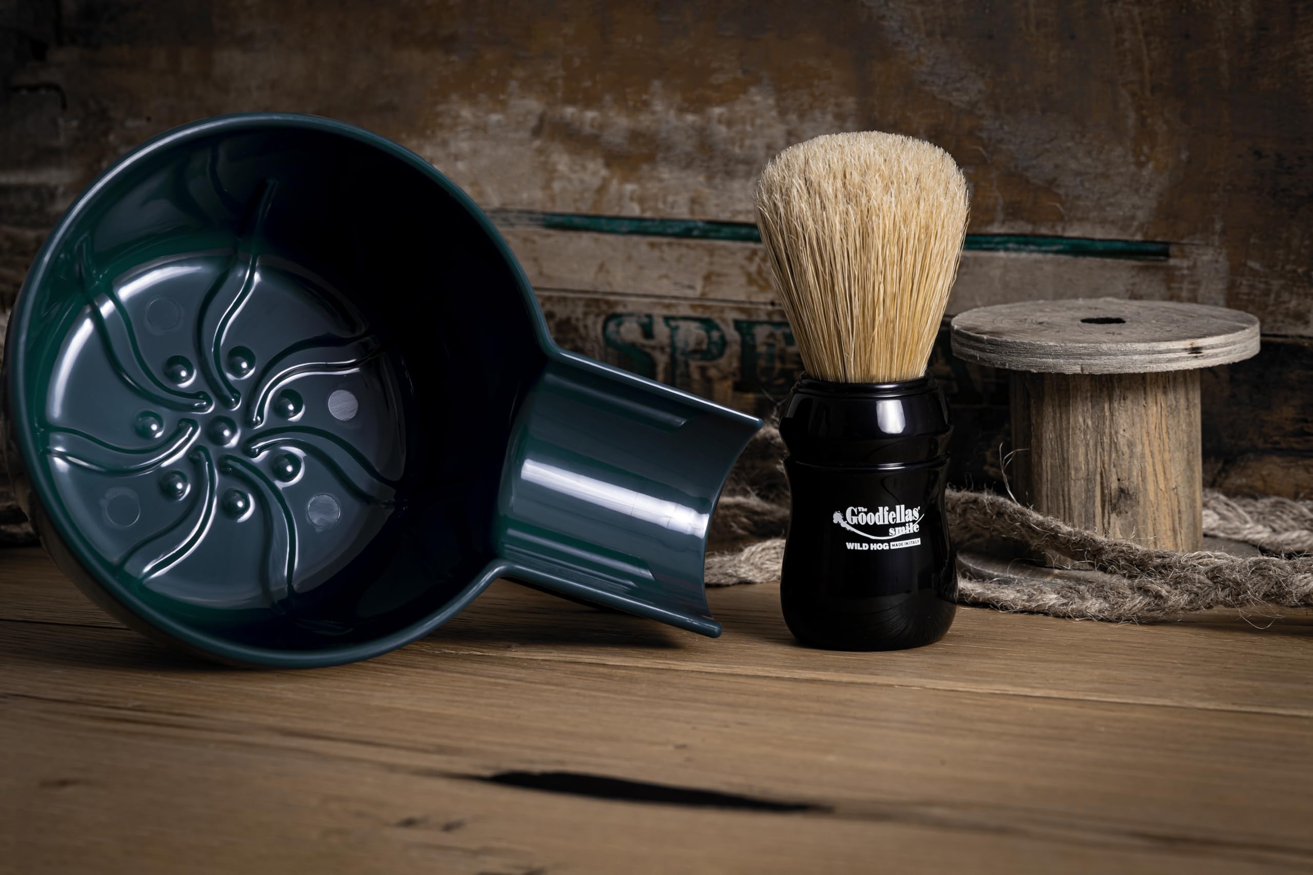 鉢・プランター VALIEM MONSTER MOUTH SMILE BOWLNECK Amazon.com : The Goodfellas' smile, Shave & Lather Bowl