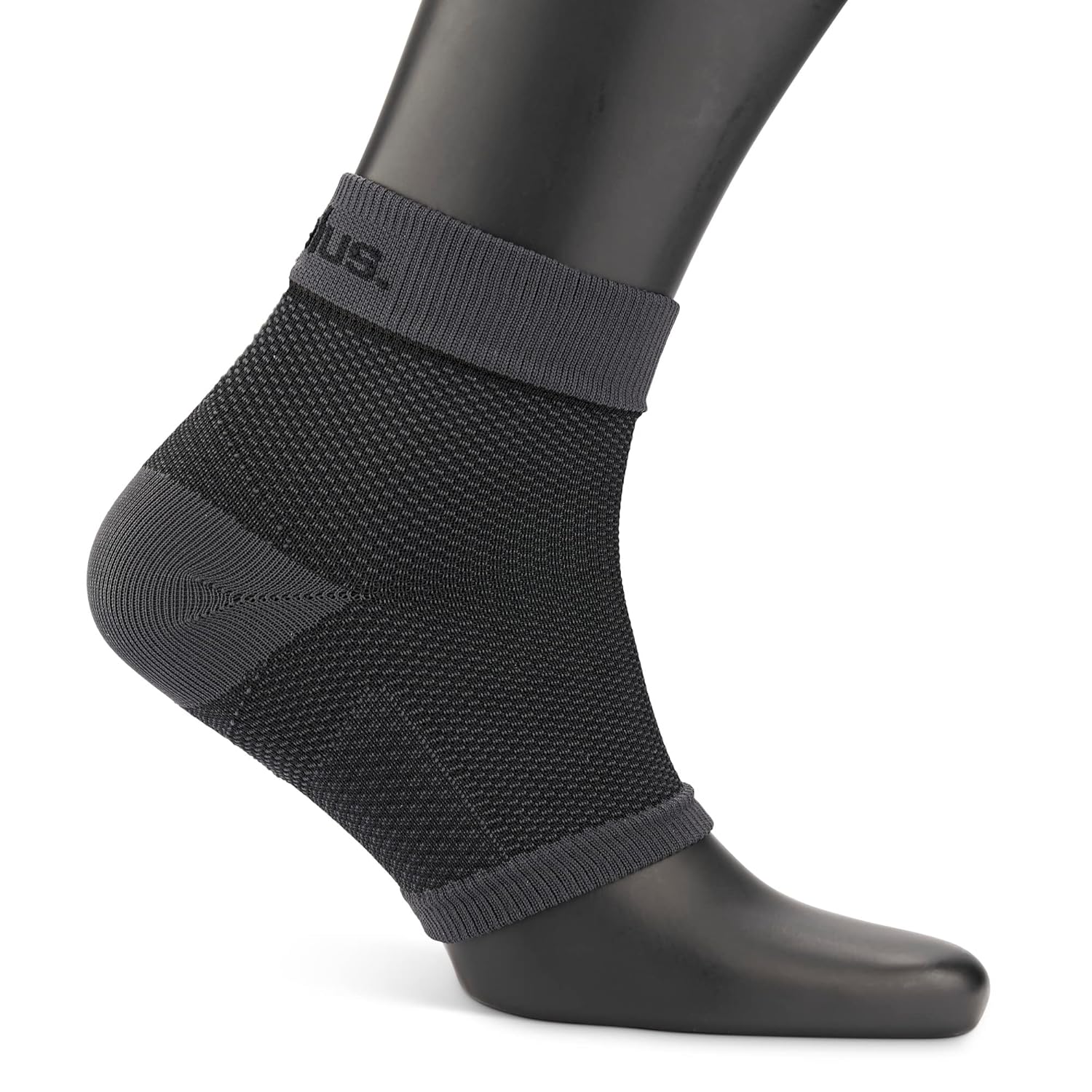 Airplus Plantar Fascia Sleeve Provides Heel and Arch