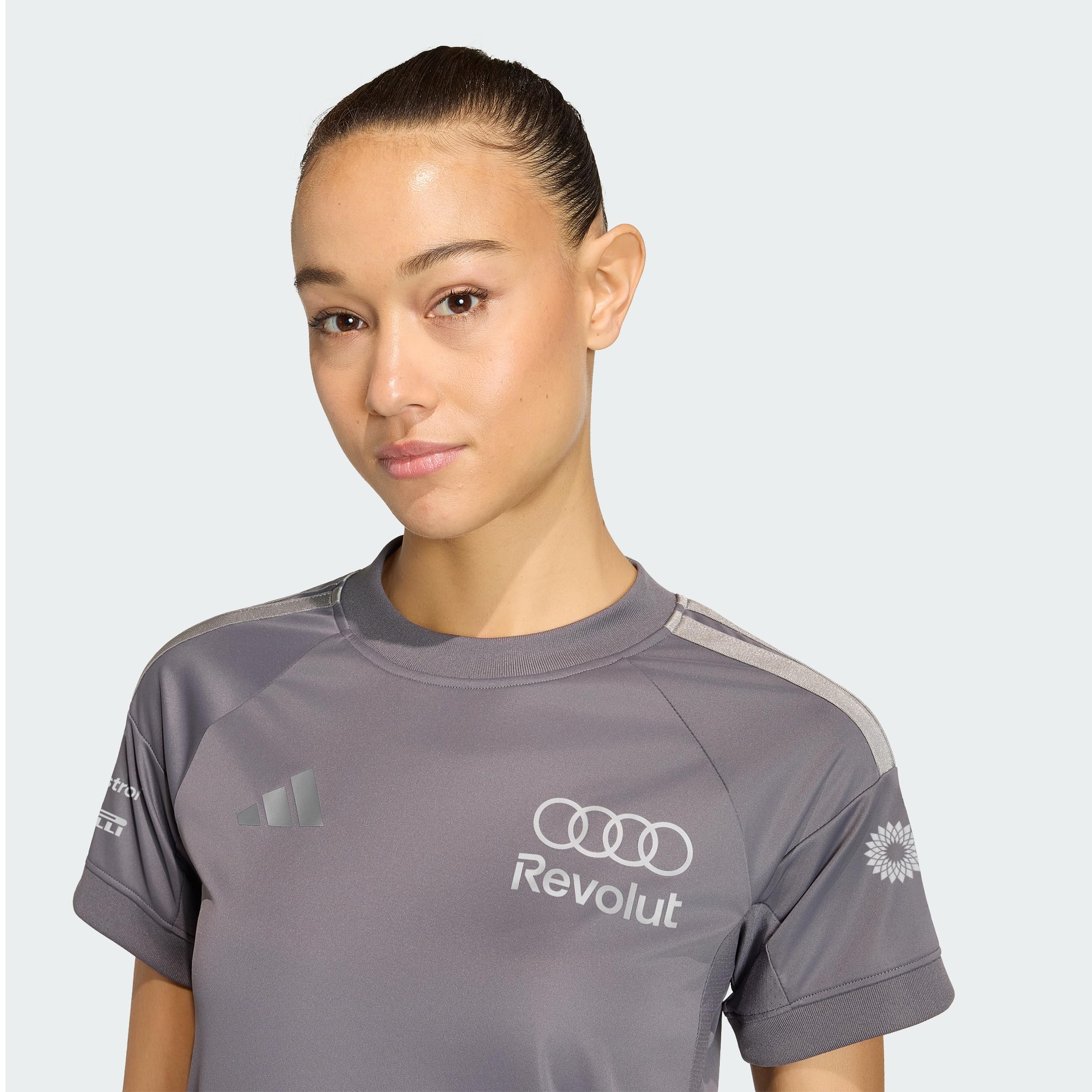 adidas Women's Camiseta Audi REVOLUT F1 Team Manga Corta Driver RÉPLICA