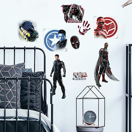 RoomMates, RMK4701SCS - Calcomanías de pared para despegar y pegar de Marvel Falcon y el soldado de invierno