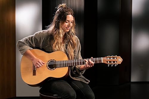 Miniatura 136 de Serie Familiar Guitarra Clásica de Nylon Tamaño 1/4 con Bolsa Tapa de cedro - Natural - Satén