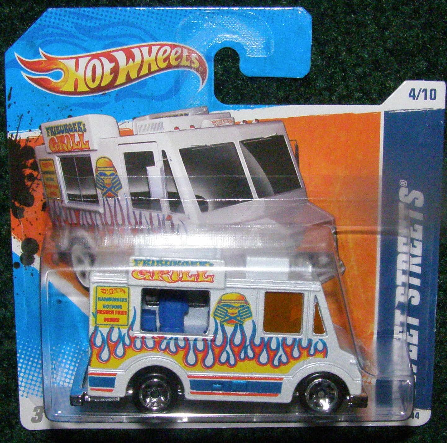 2011 Hot Wheels Hw City Works '11 4/10 White Sweet Streets 174/244 Friburgers Grill Truck on Short Card
