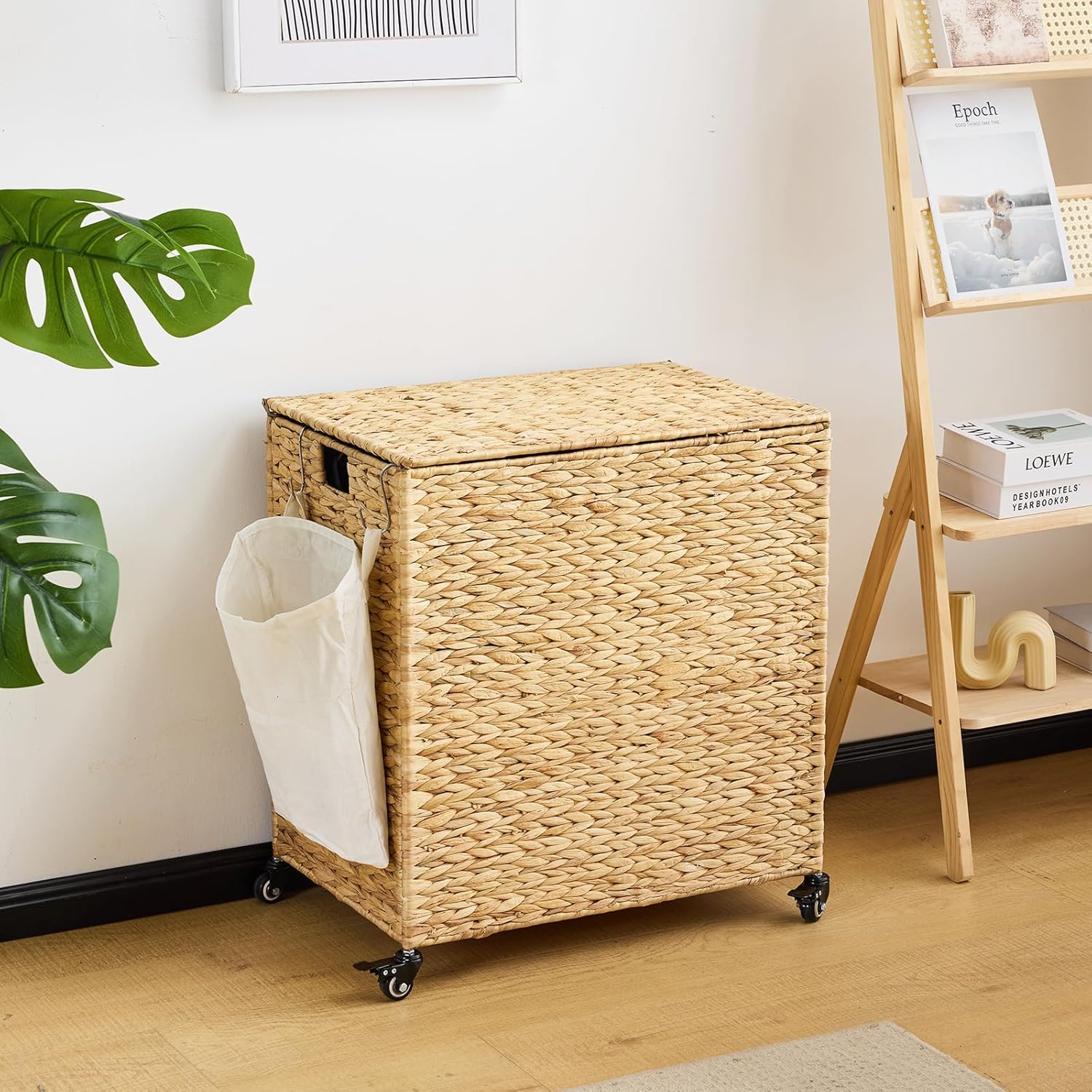 Laundry Hamper with Wheels, 40.92 Gallon(155L) Water Hyacinth Laundry Basket with Lid, 2-Section Wicker Clothes Hamper with 2 Removable Liners, Laundry Sorter with Side Pocket, Natural