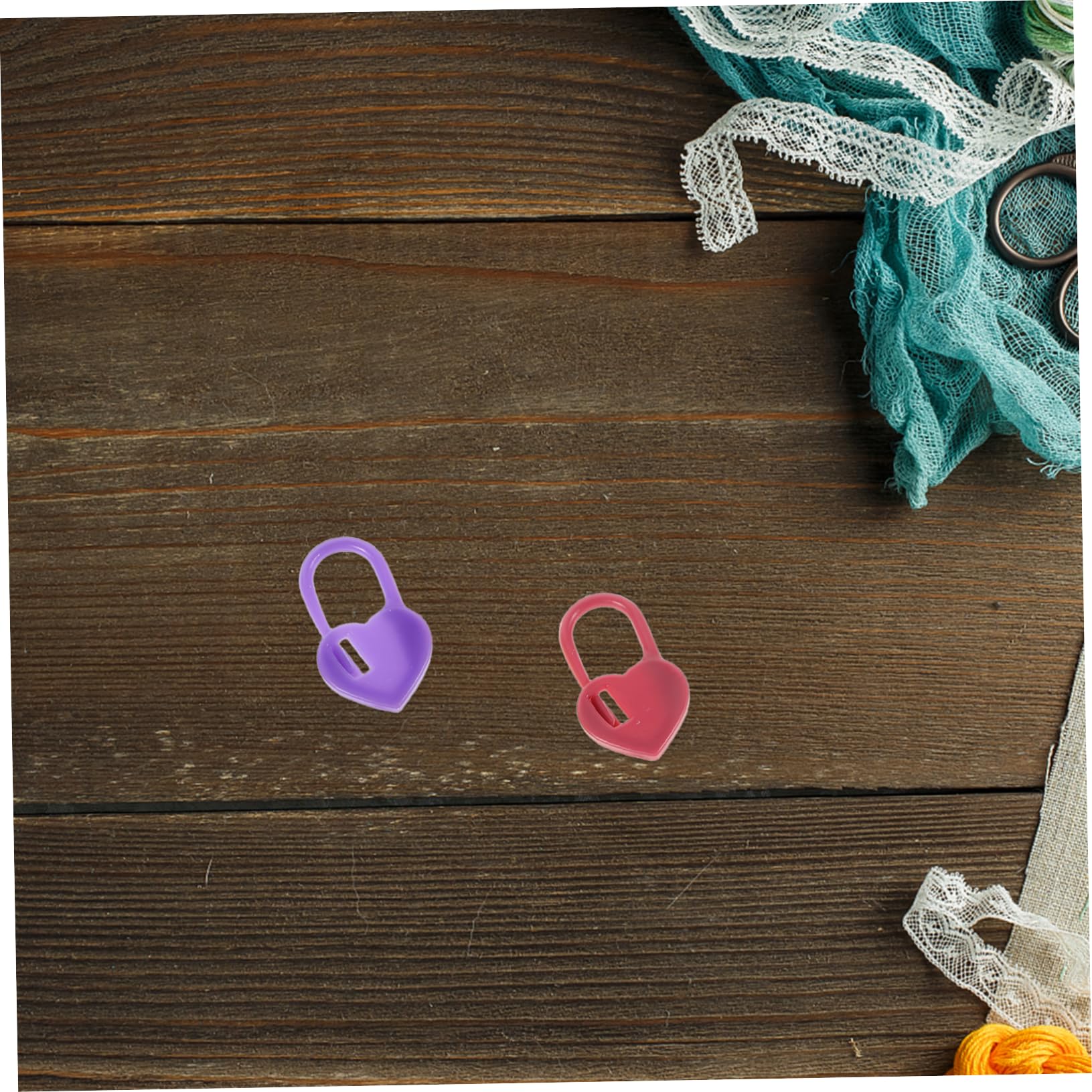 Angoily 1000 Pezzi Segnapunti Cuore Antiscivolo per Maglia e Uncinetto Clip Contapunti in Plastica Colorata Accessori Versatili e Lavori Manuali
