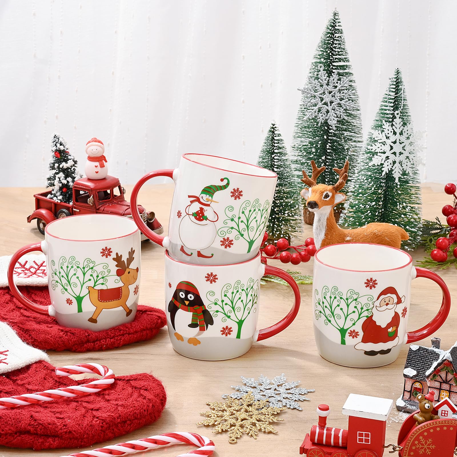 YHRJWN Lot de 4 tasses à café « Merry Christmas » avec renne, Père Noël, bonhomme de neige, pingouin, cadeaux de Noël pour la famille et les amis, 325 ml